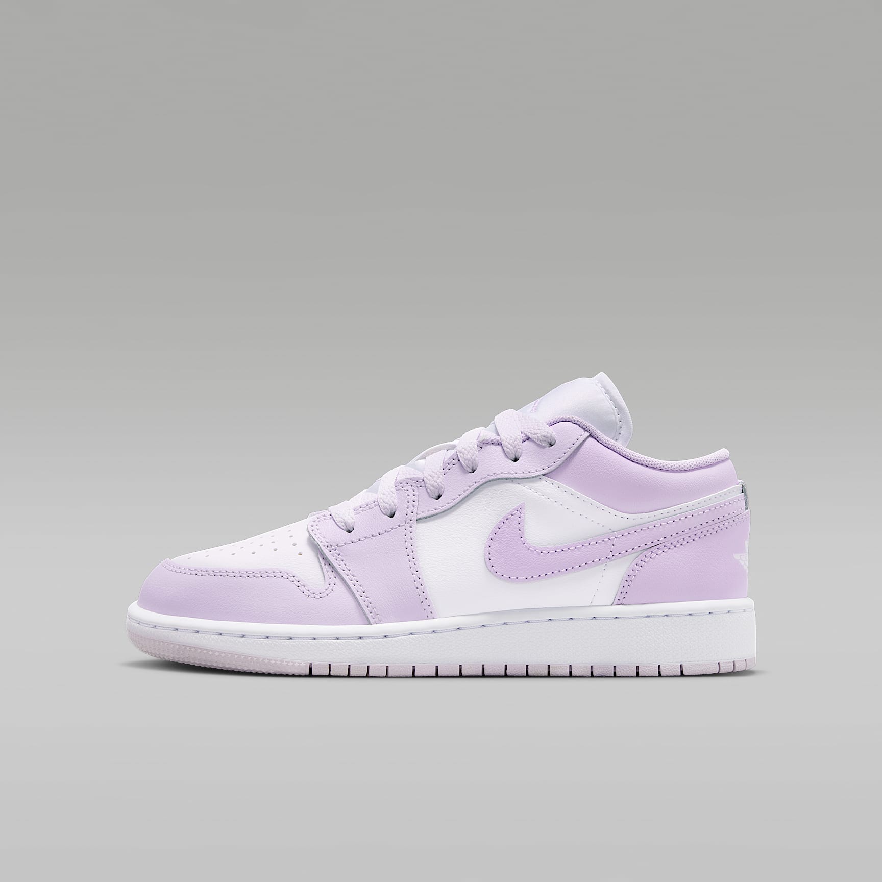 Air Jordan 1 Low Older Kids' Shoes