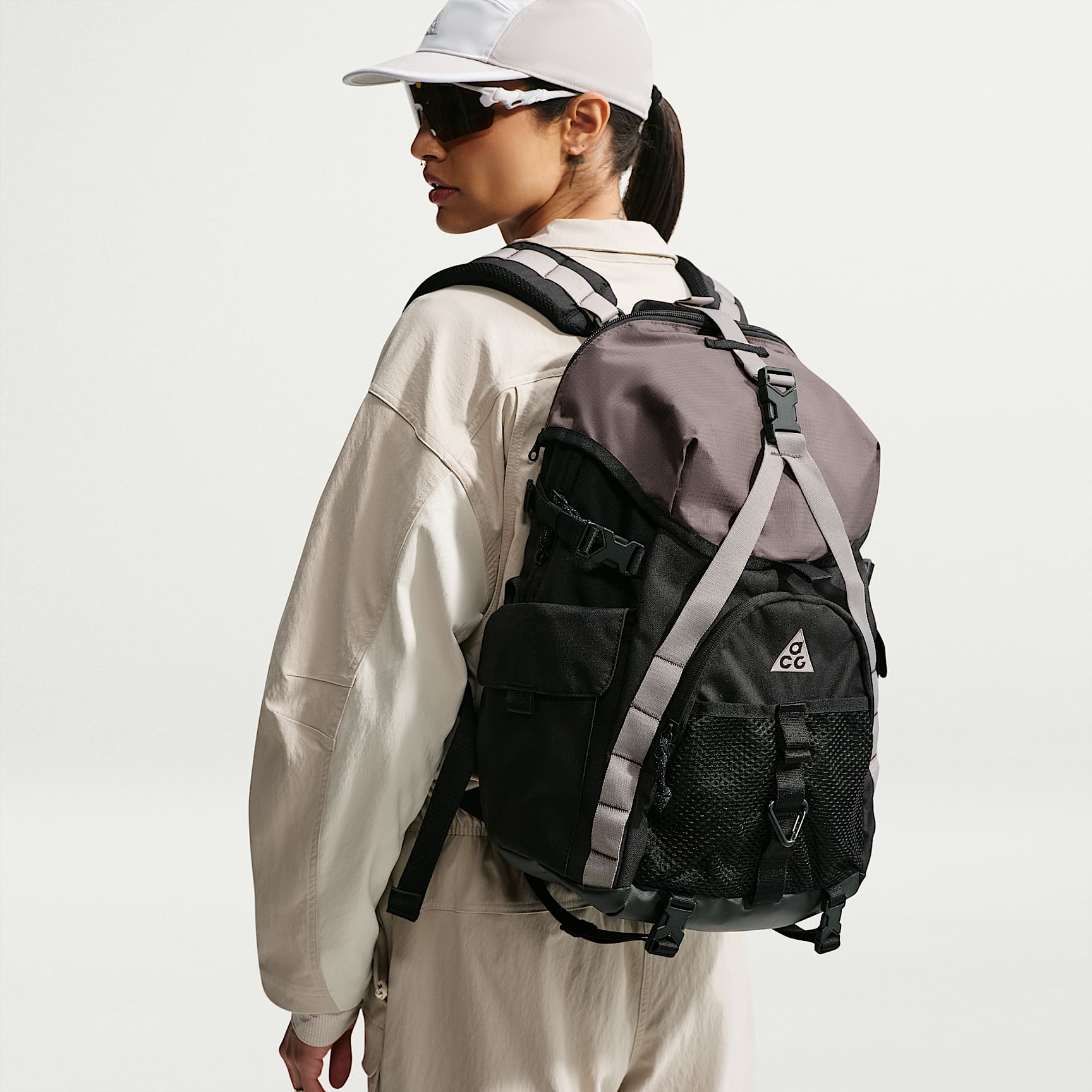 ACG DAYMAX Backpack (25L)
