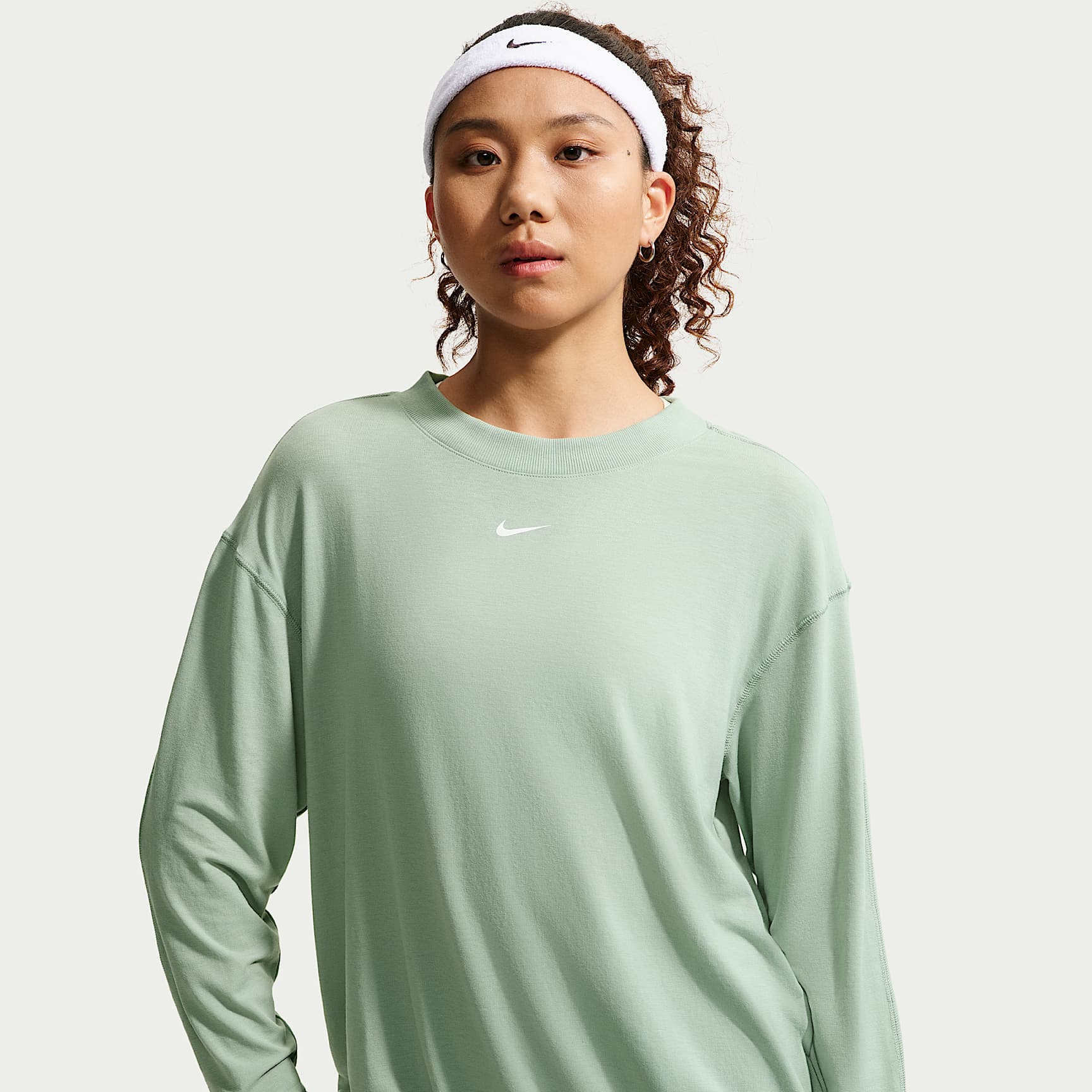 Nike One Relaxed Women's Dri-FIT Long-Sleeve Top