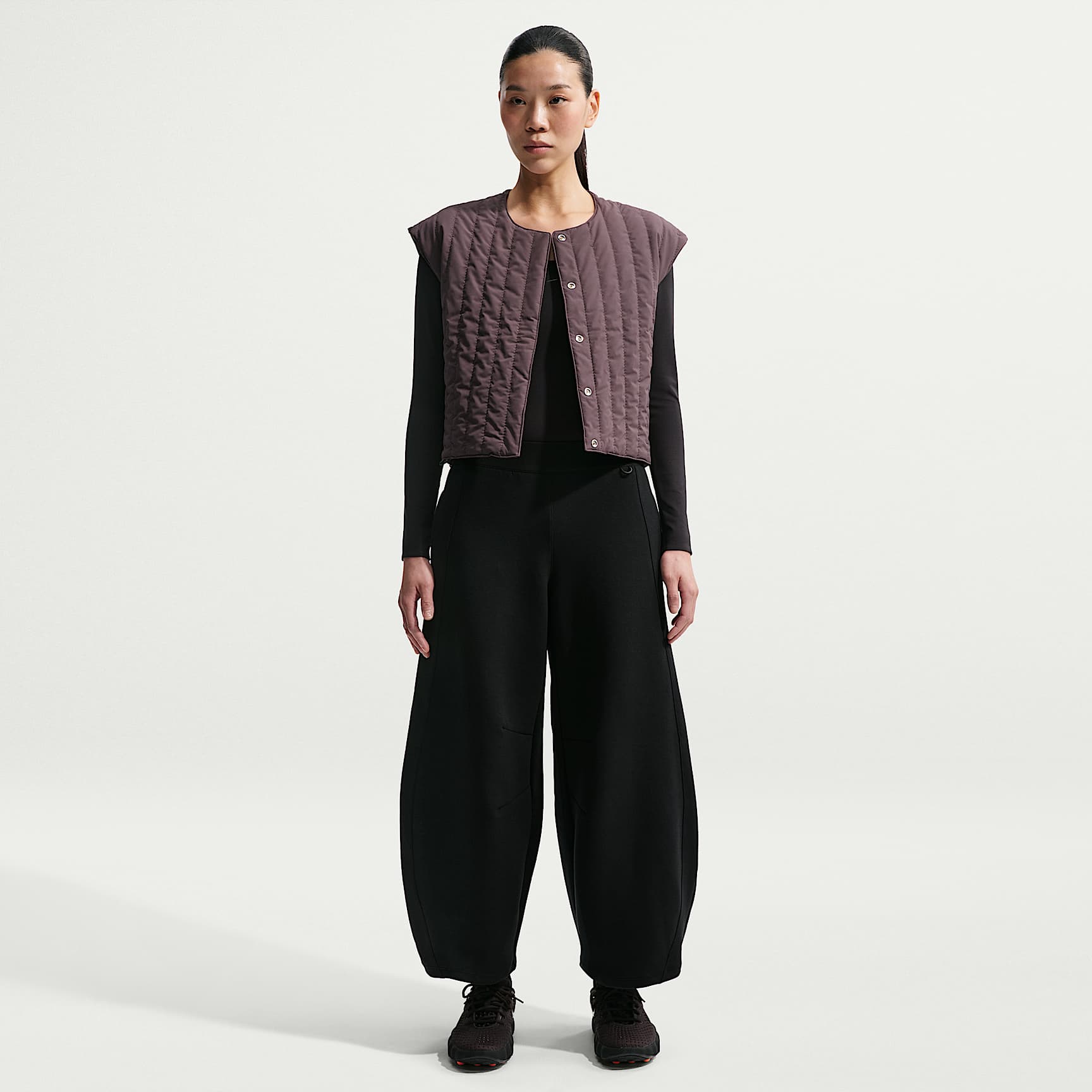 Nike 24.7 ImpossiblySoft Women's High-Waisted Wide-Leg Trousers