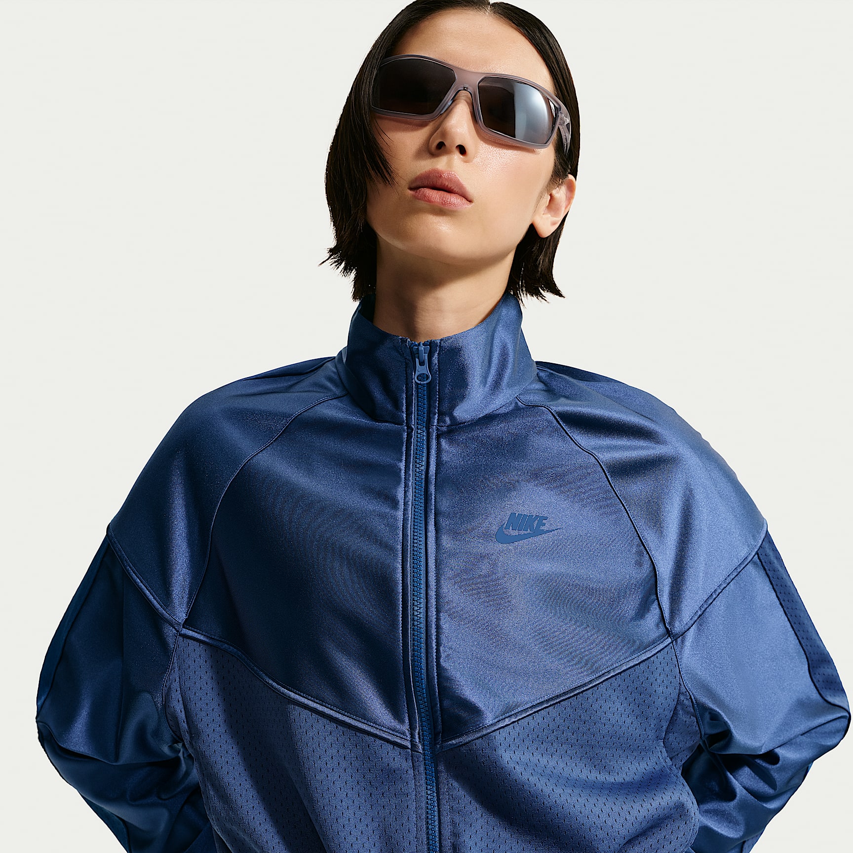 Nike Sportswear Women's Oversized Windrunner Jacket
