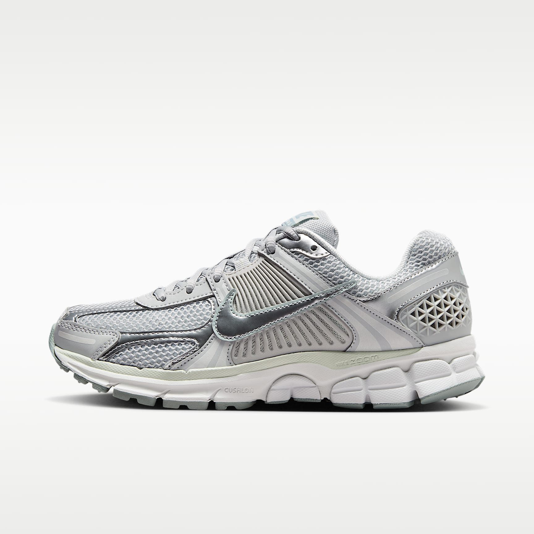Nike Zoom Vomero 5 Women's Shoes with Reflective Design Accents
