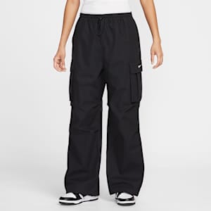 Nike Sportswear Women's Mid-Rise Oversized Woven Cargo Trousers