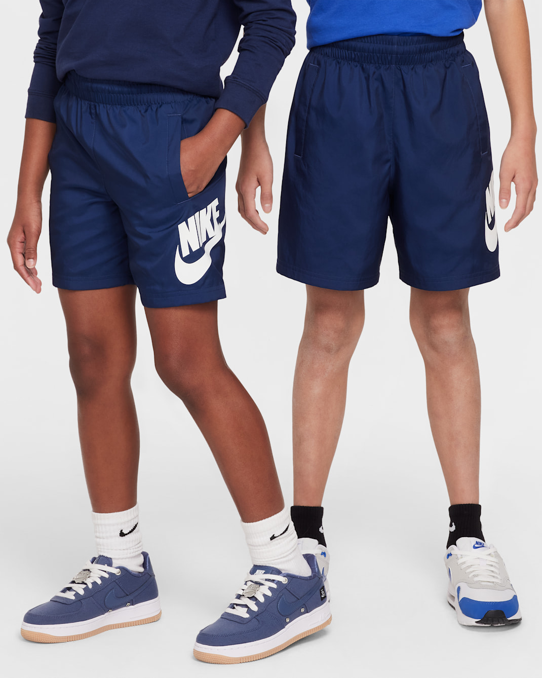 Nike Sportswear Club Older Kids' 15cm (approx.) Woven Shorts - Midnight Navy/White