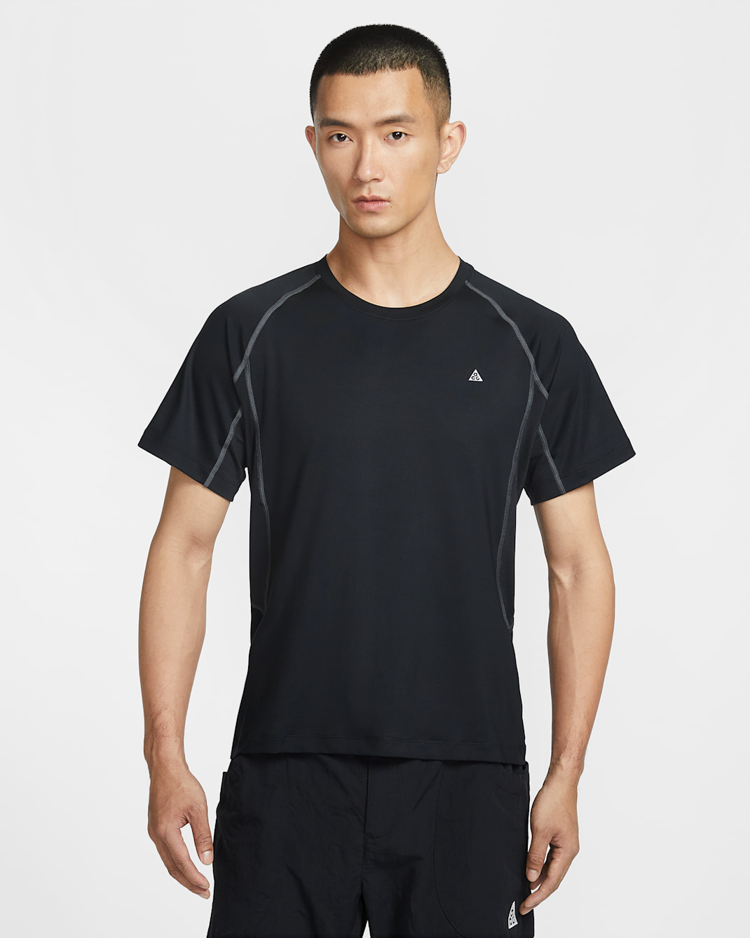 ACG Wildsee Men's Dri-FIT Short-Sleeve Base Layer Top - Black/Anthracite/Summit White