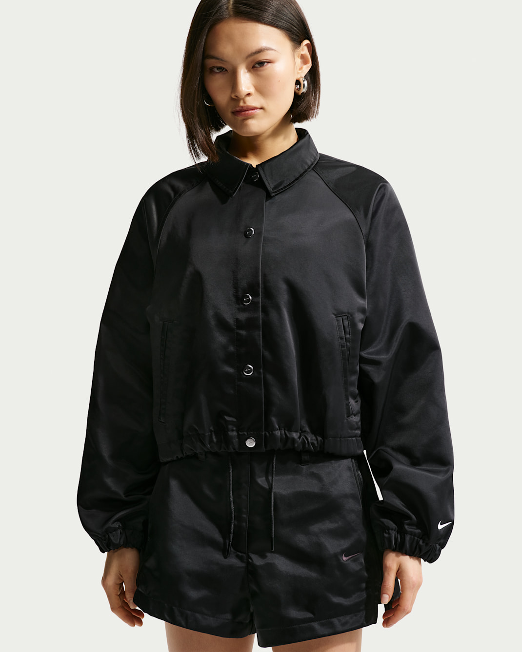 Nike Sportswear Women's Oversized Satin Coaches Jacket - Black/Sail