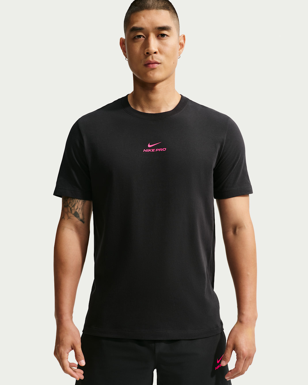 Nike Pro Men's Dri-FIT T-Shirt - Black/Hyper Pink