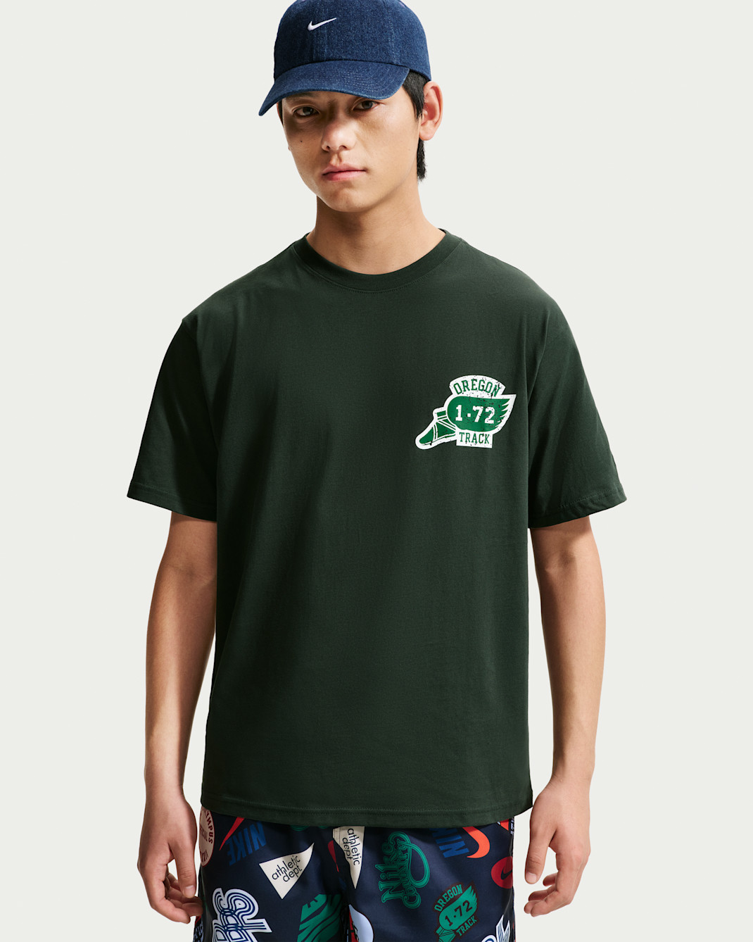 Nike Sportswear Men's T-Shirt - Black Spruce