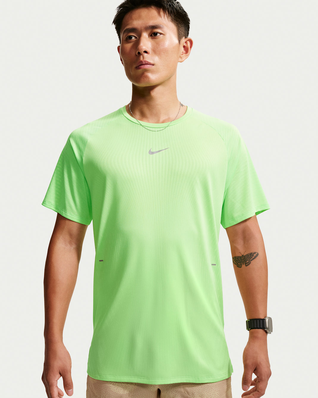 Nike Stride Aero-FIT Men's Short-Sleeve Running Top - Volt/Light Silver