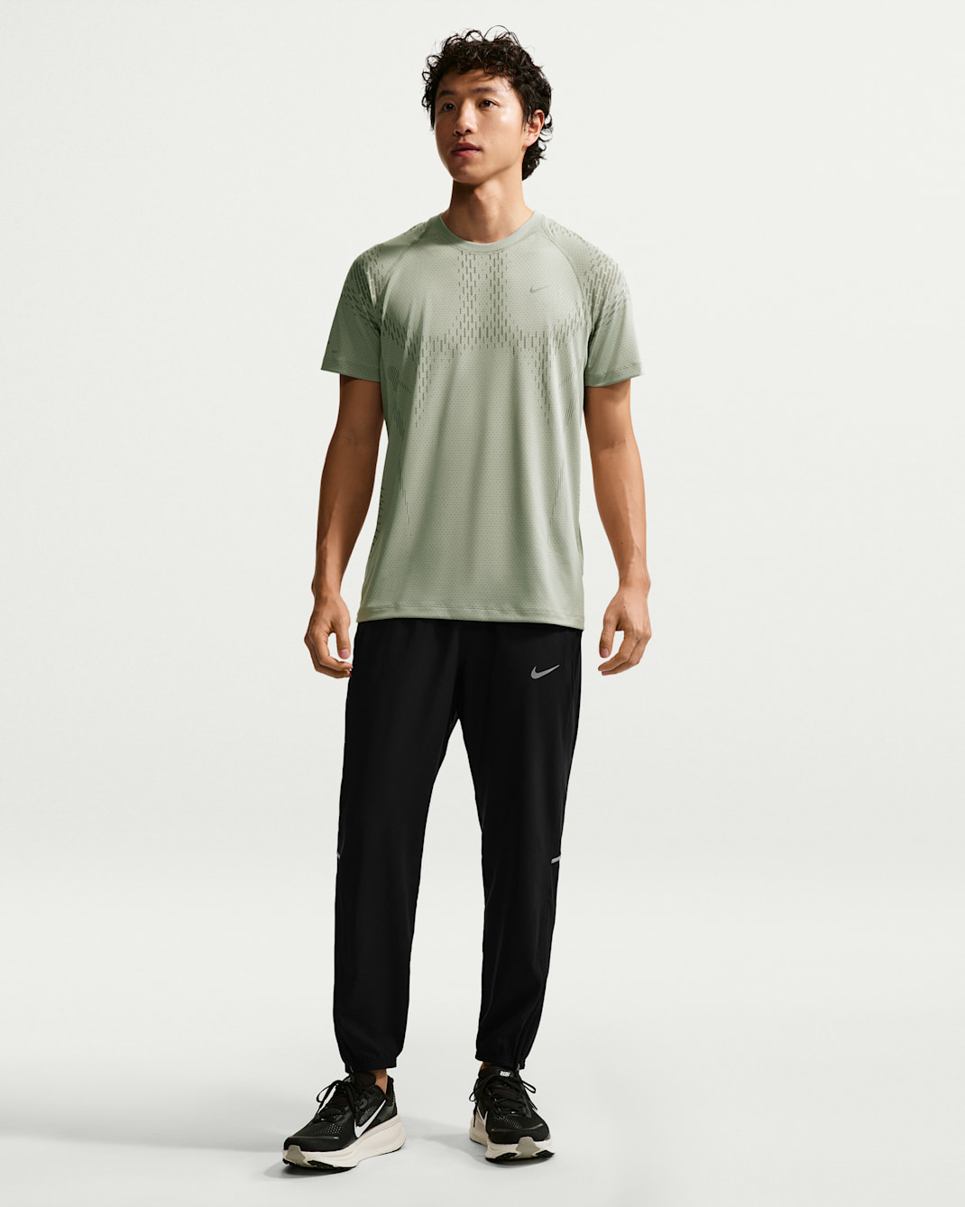 Nike Miler Men's Dri-FIT Woven Running Trousers - Black/Black
