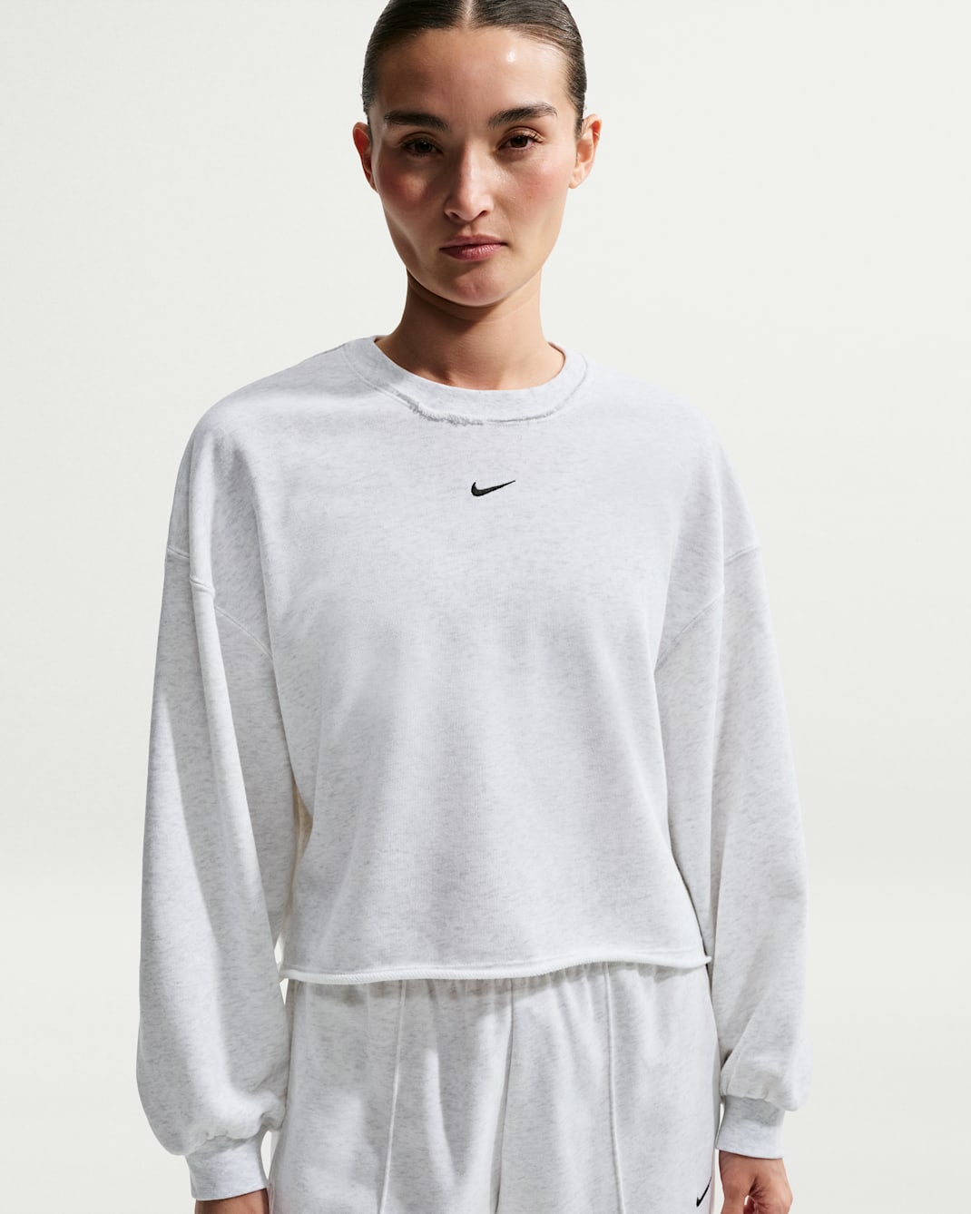 Nike Sportswear Chill Terry Women's Oversized French Terry Crew-Neck Sweatshirt - Birch Heather/Black