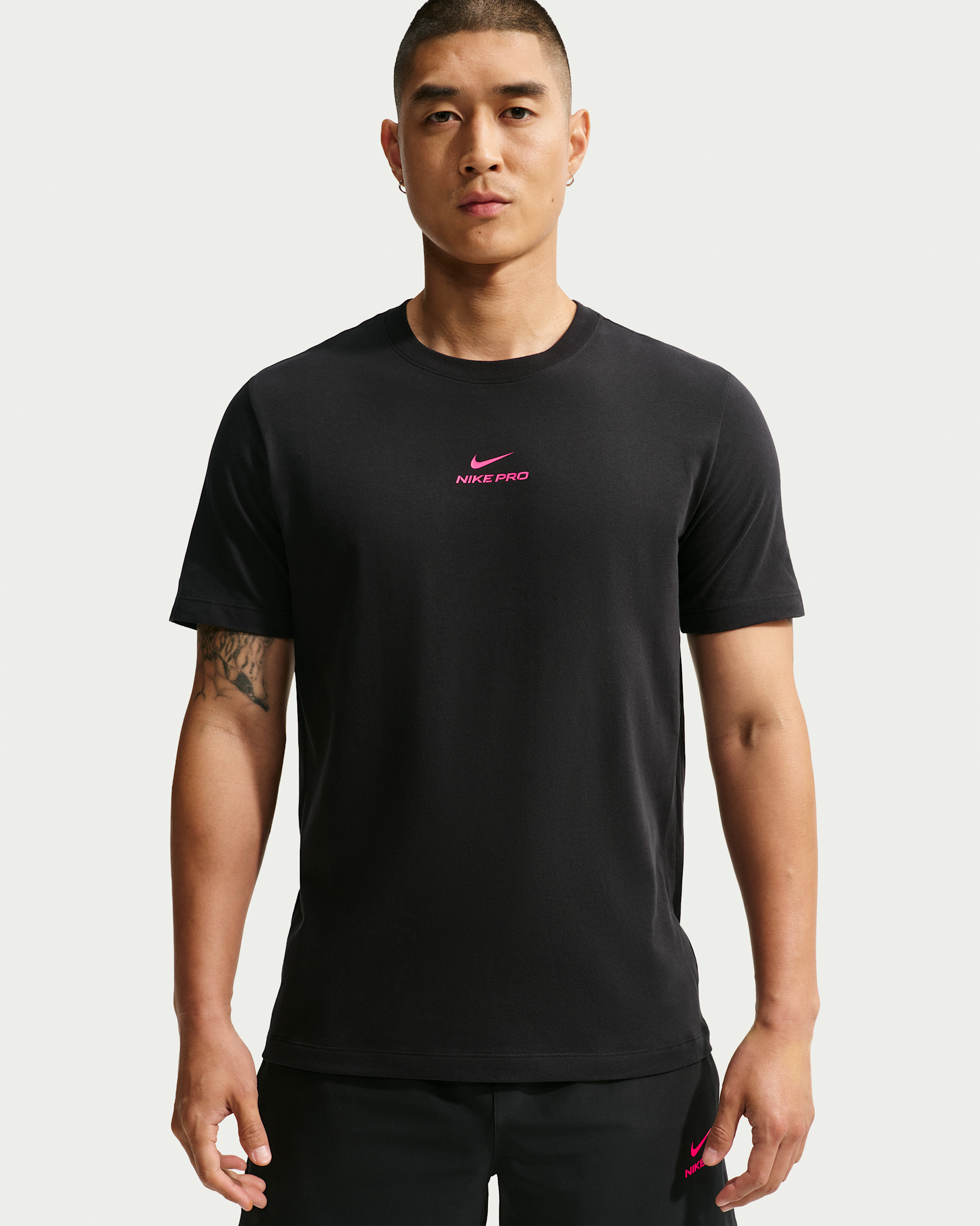 Nike Pro Men's Dri-FIT T-Shirt - Black/Hyper Pink