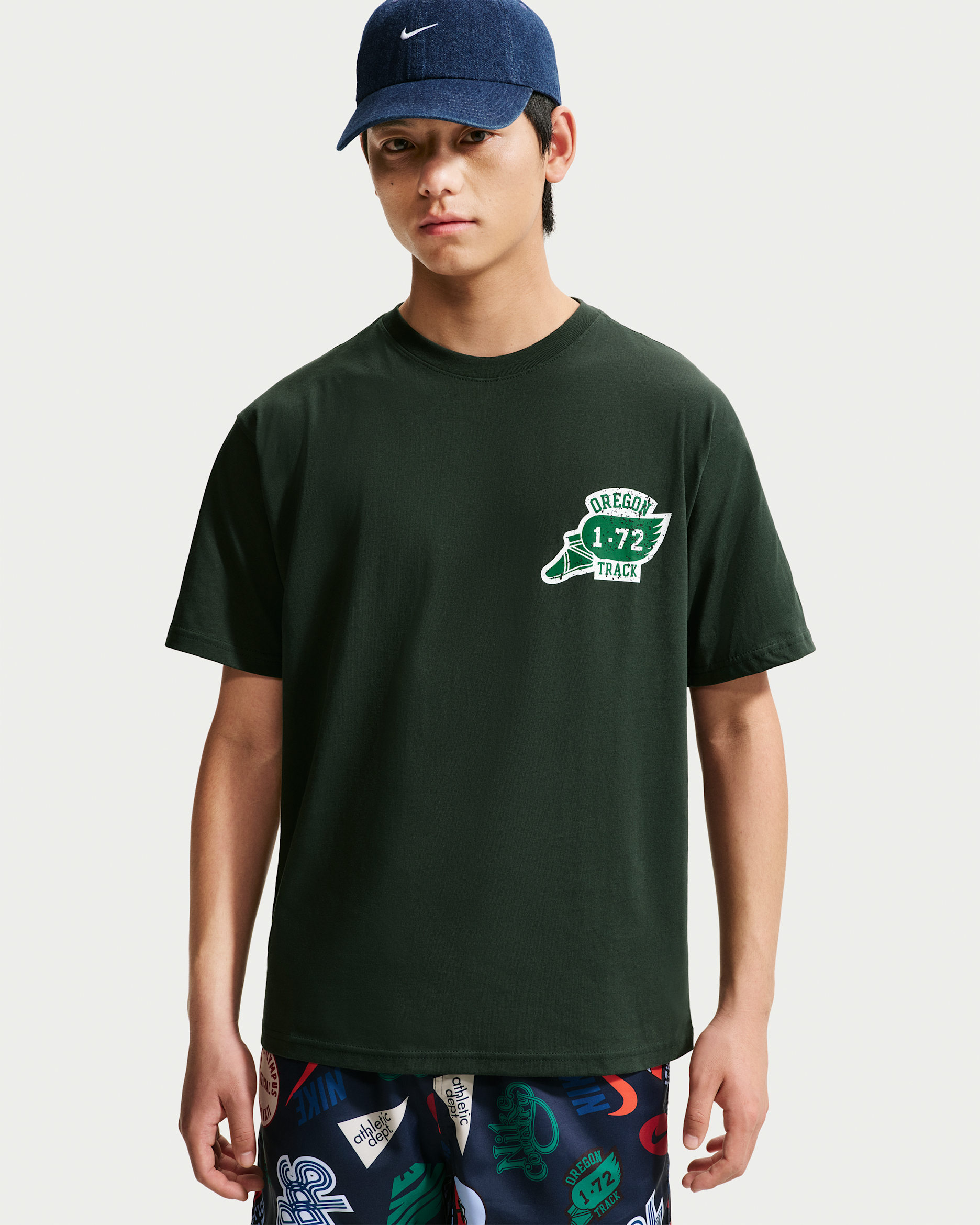 Nike Sportswear Men's T-Shirt - Black Spruce