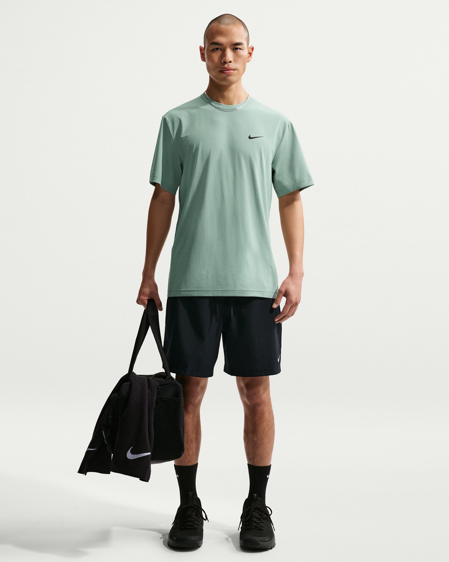 Nike Form Men's Dri-FIT 18cm (approx.) Versatile Shorts - Black/White