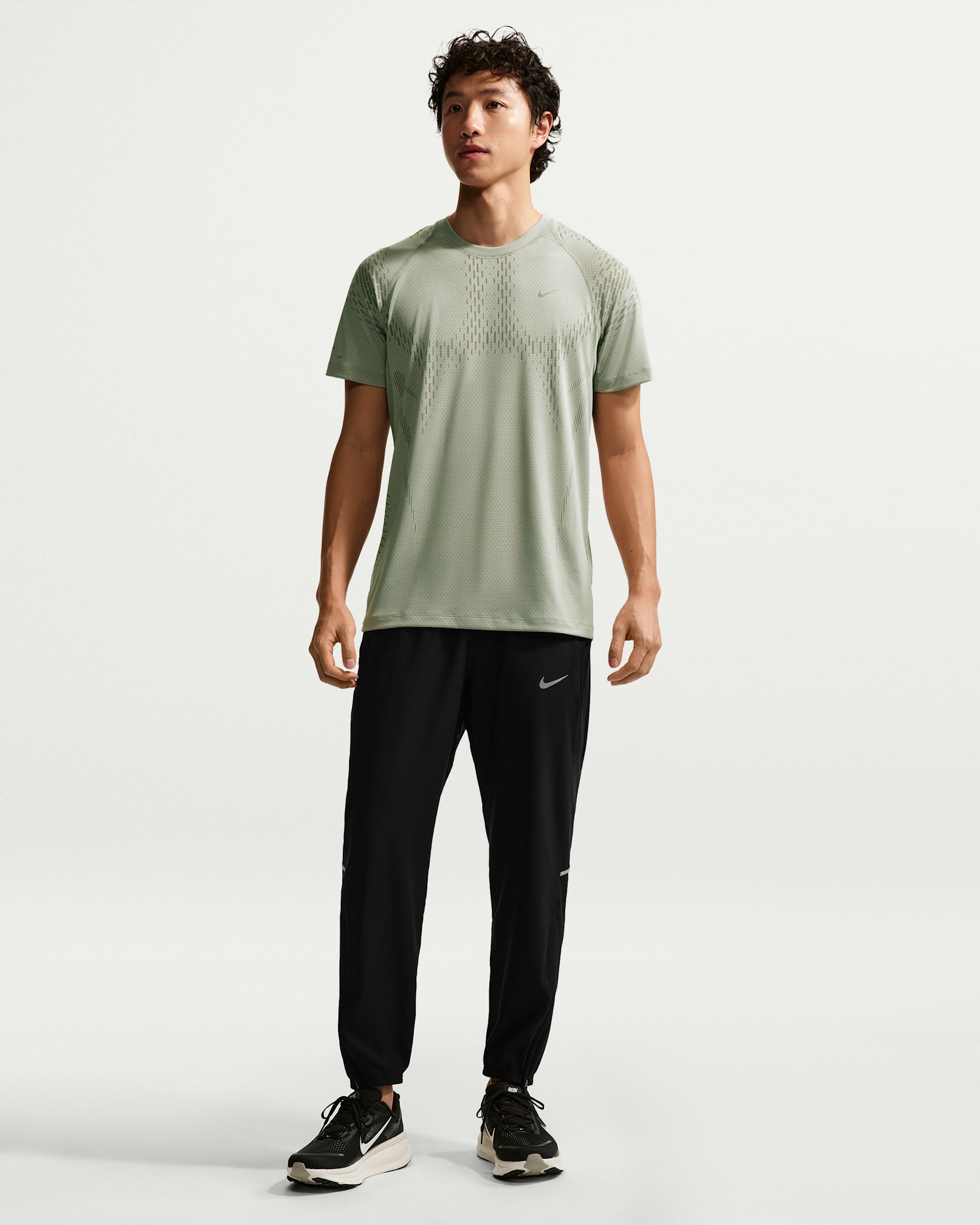 Nike Miler Men's Dri-FIT Woven Running Trousers - Black/Black