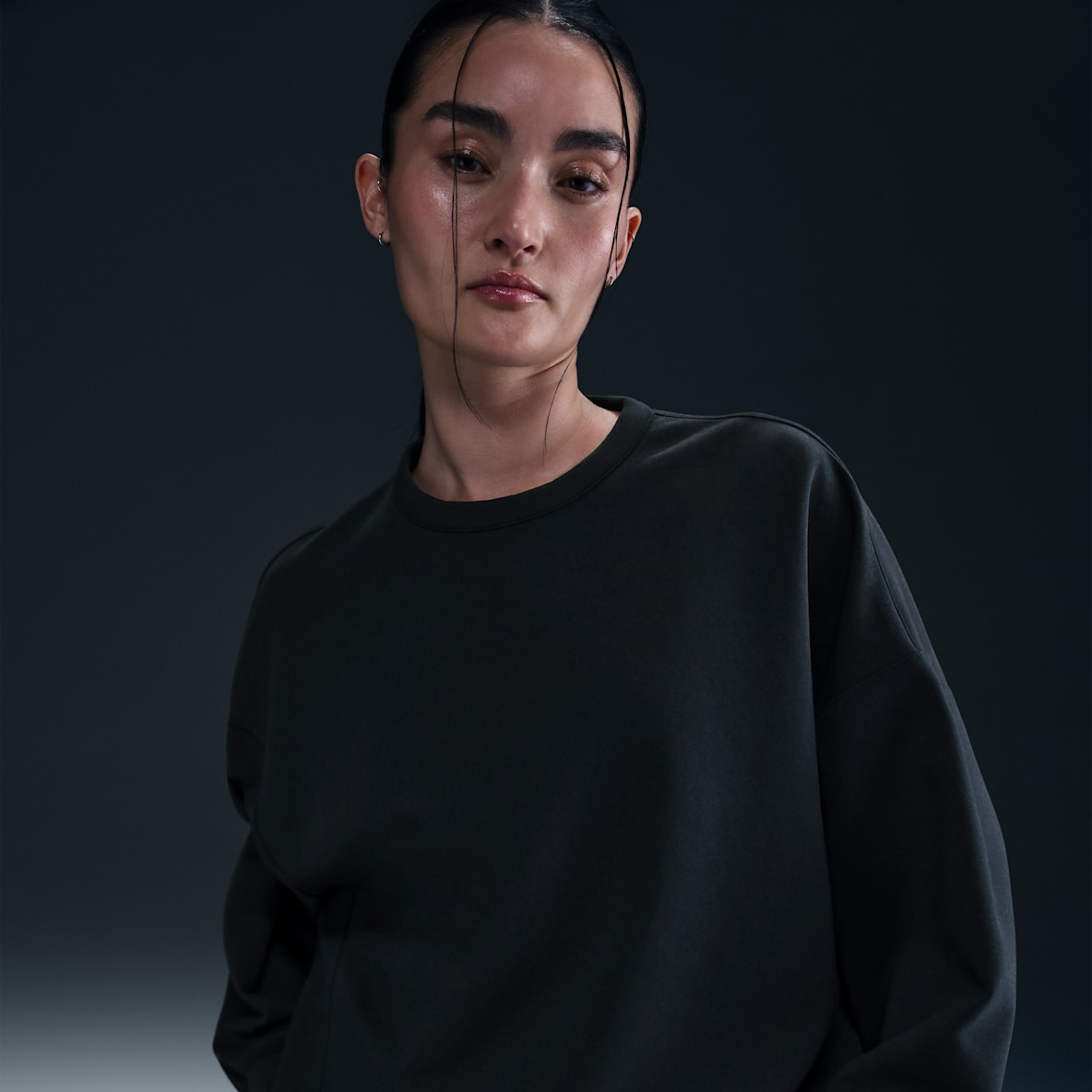 Nike 24.7 ImpossiblySoft Women's Dri-FIT Oversized Crew-Neck Top