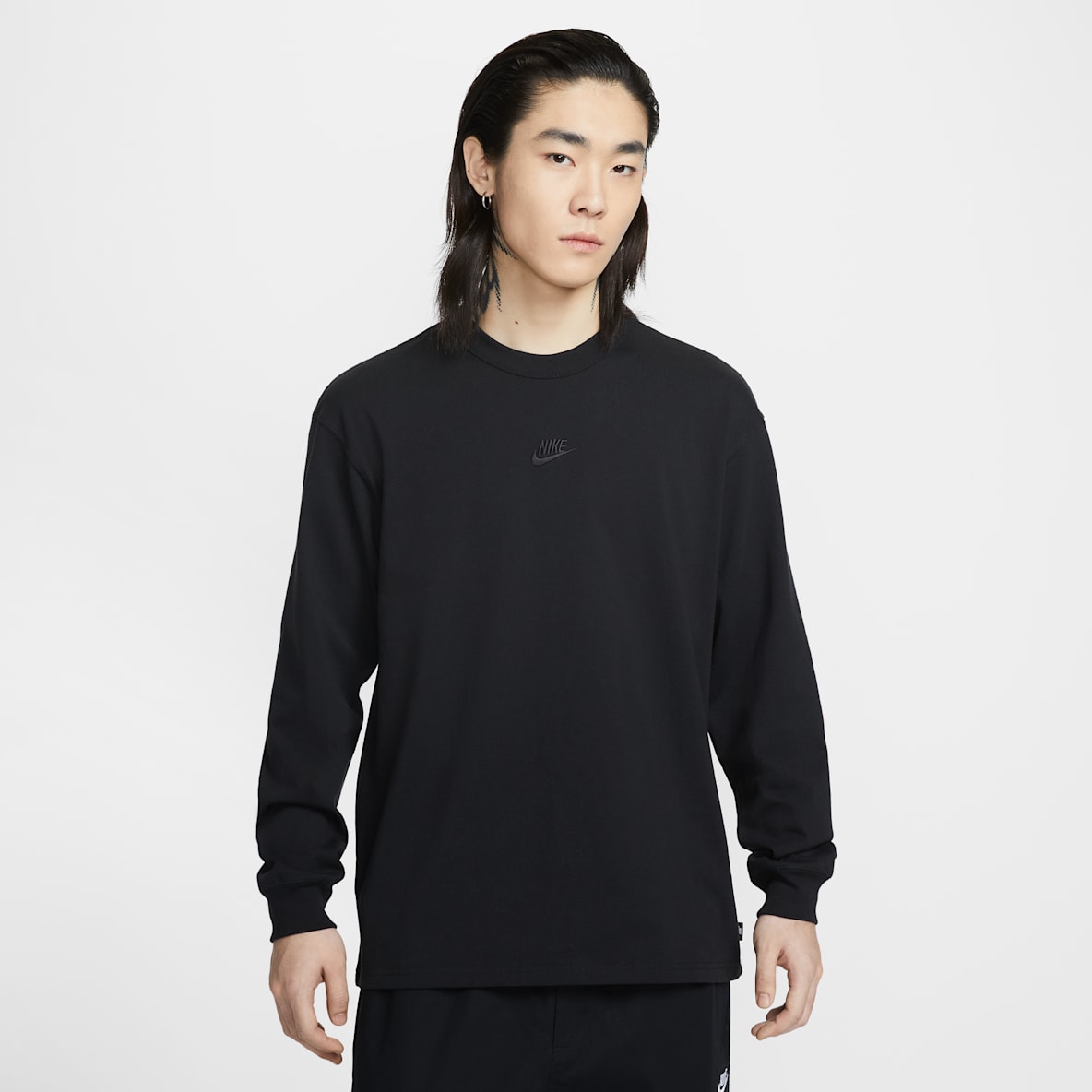 Nike Sportswear Premium Essentials Men's Long-Sleeve T-Shirt