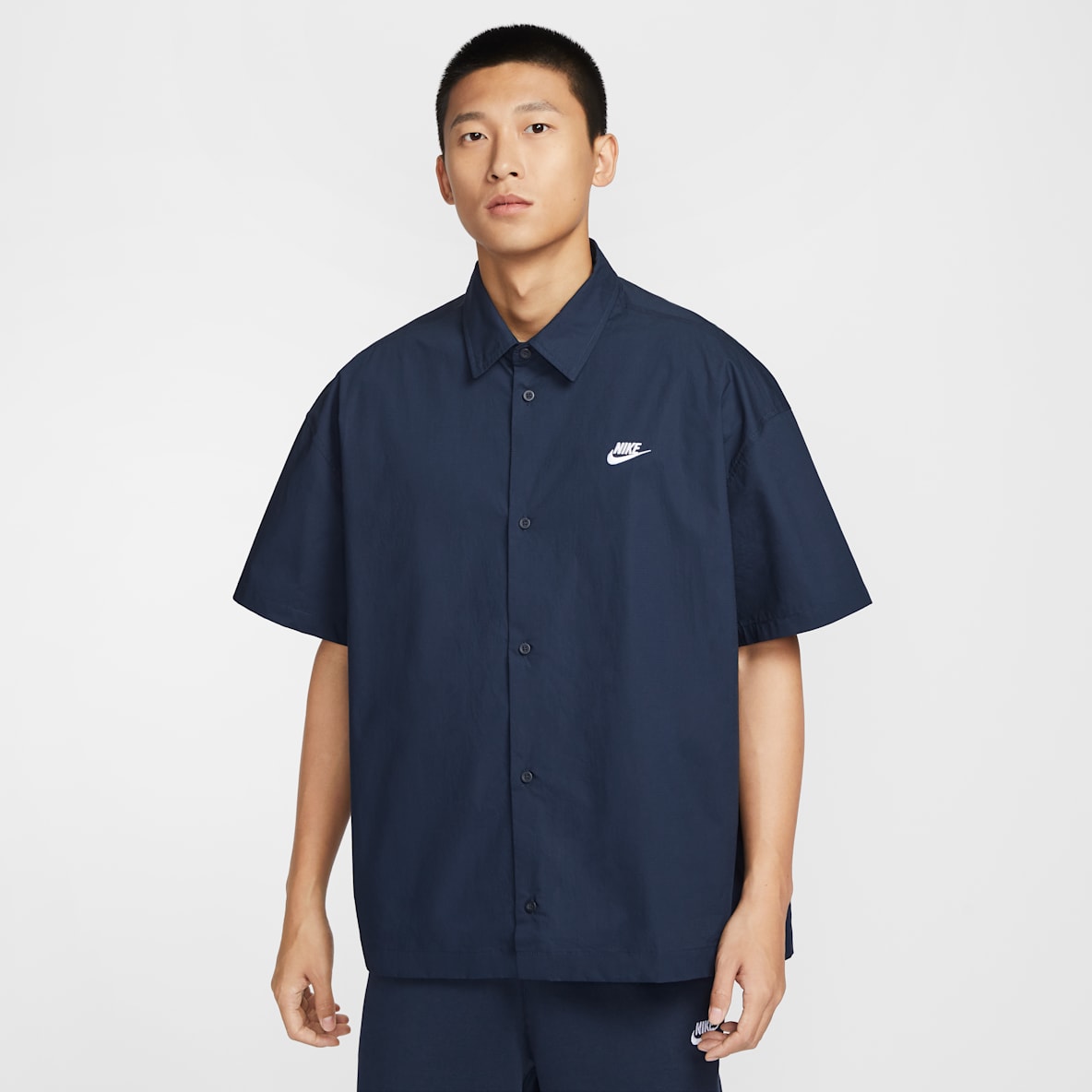 Nike Club Men's Short-Sleeve Button-Up Shirt