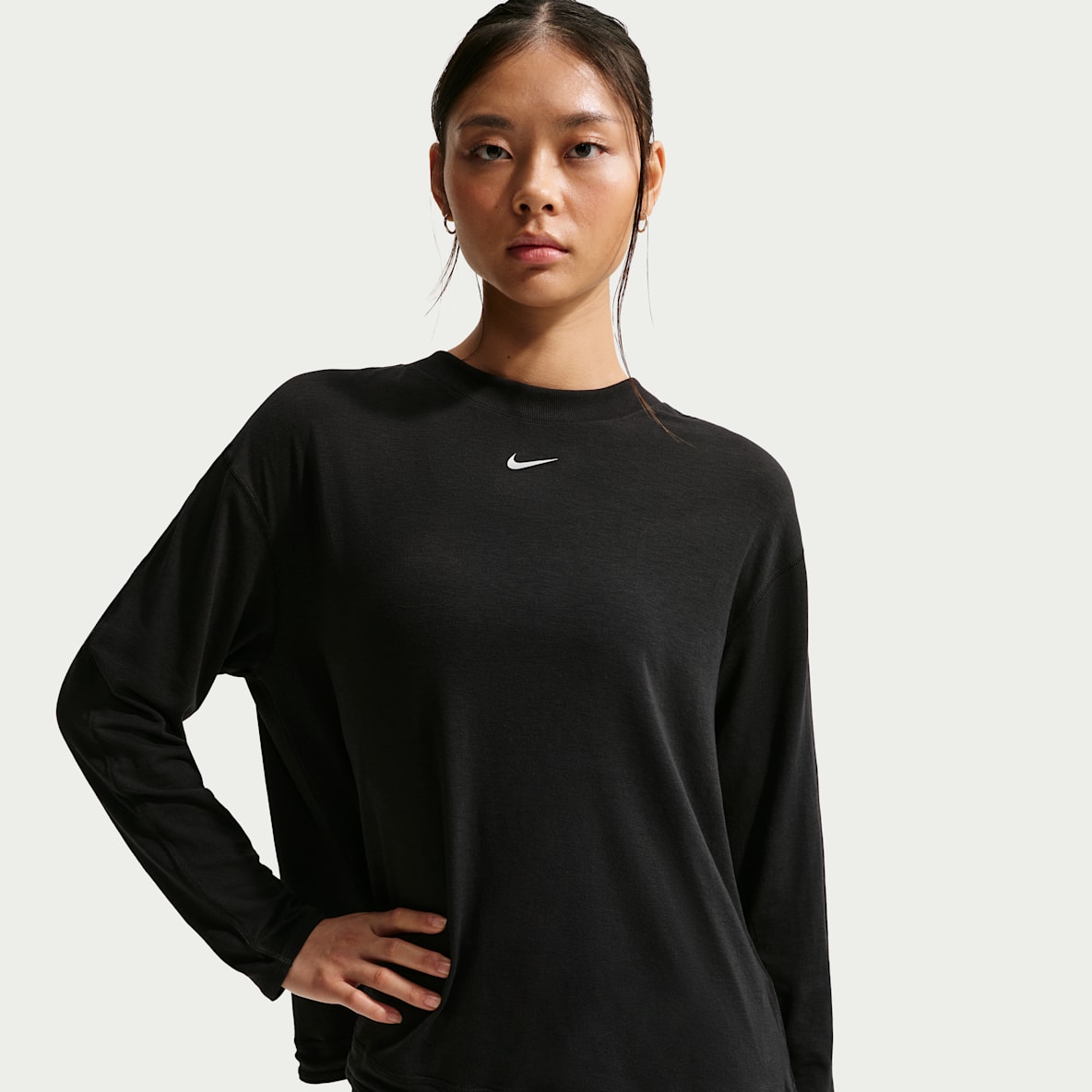 ナイキ ワン リラックスド ウィメンズ Dri-FIT ロングスリーブ トップ