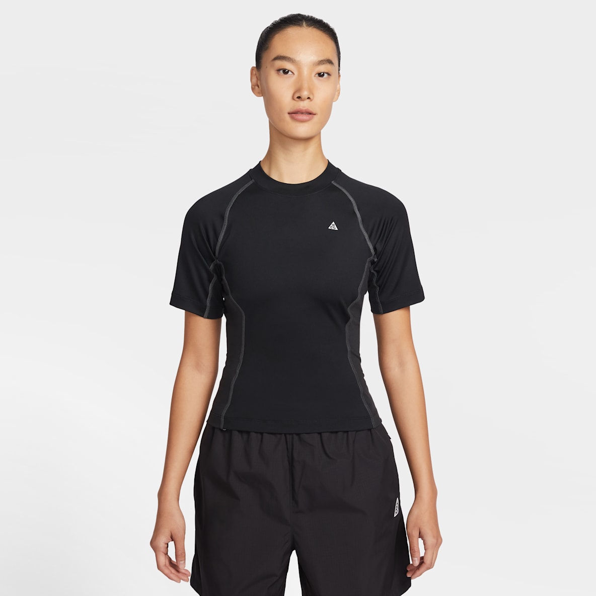 ACG Wildsee Women's Dri-FIT Short-Sleeve Base Layer Top