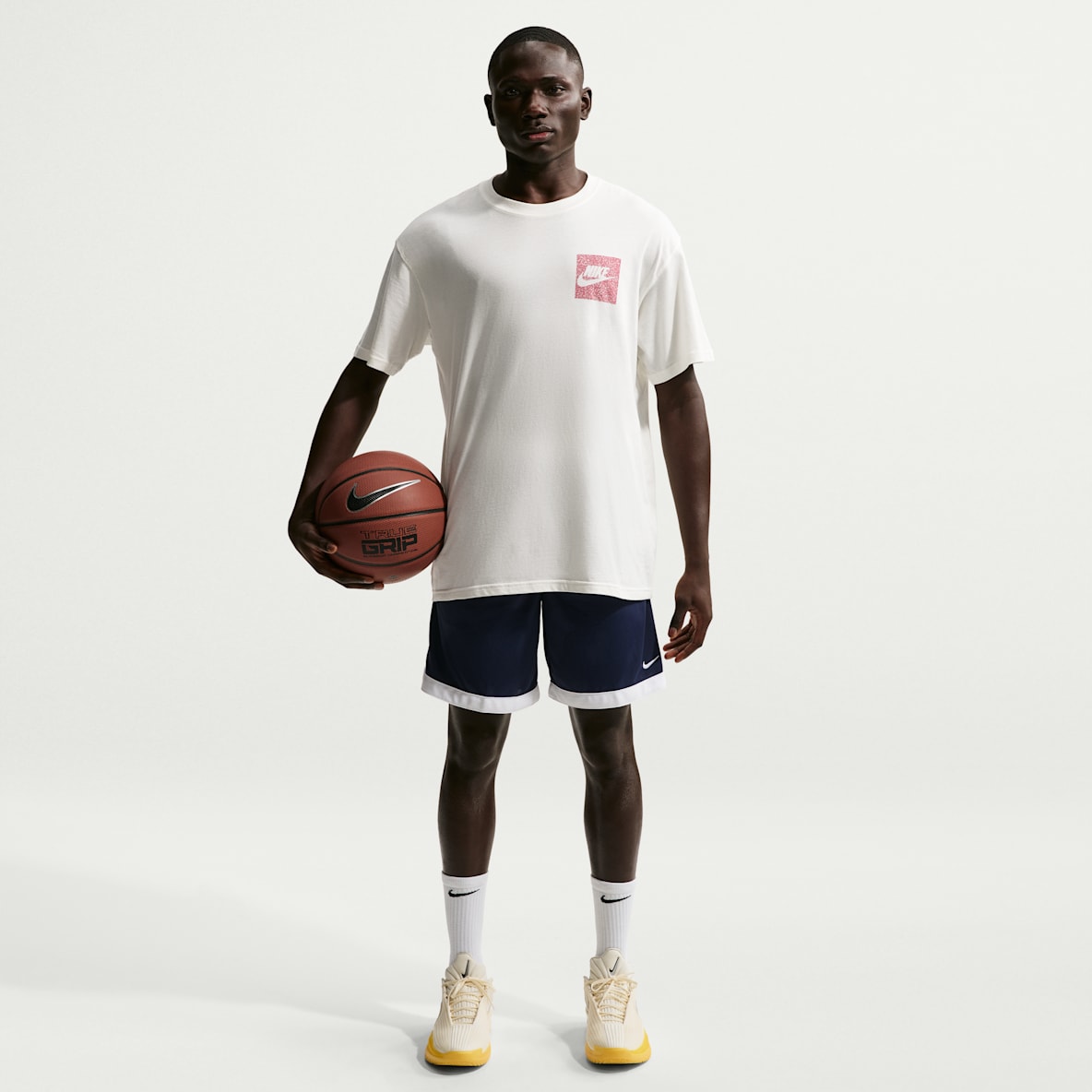 Nike DNA Academy Men's Dri-FIT 8" Basketball Shorts