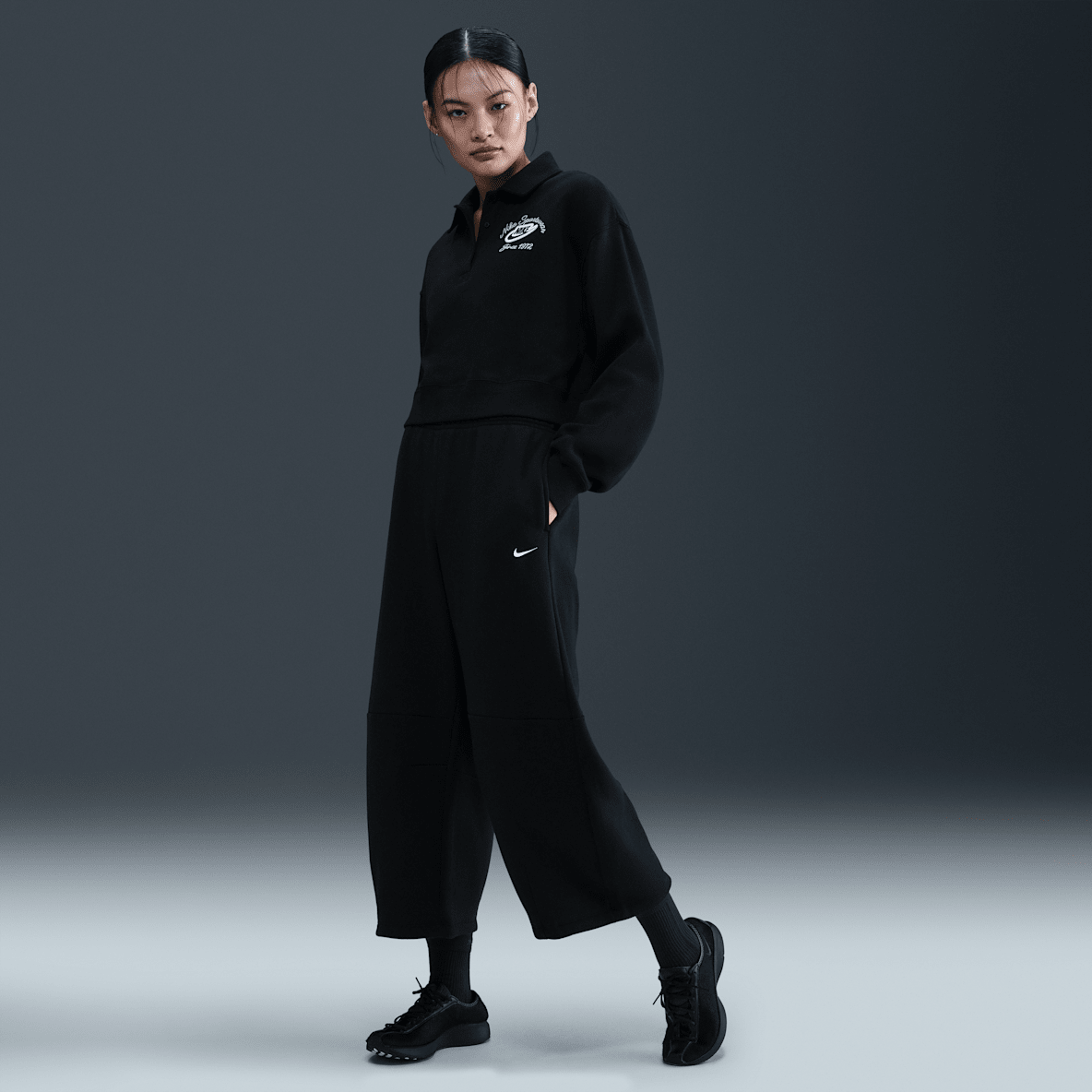 Nike Sportswear Phoenix Fleece Women's Loose Mid-Rise Barrel Pants