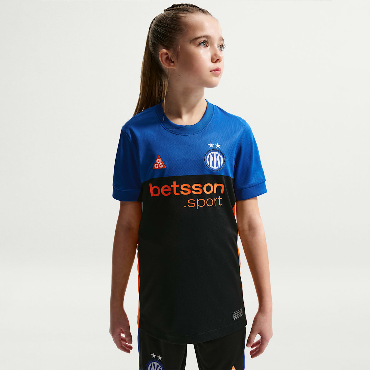 Inter Milan 2026 Stadium SE Older Kids' Nike ACG Dri-FIT Football Replica Shirt