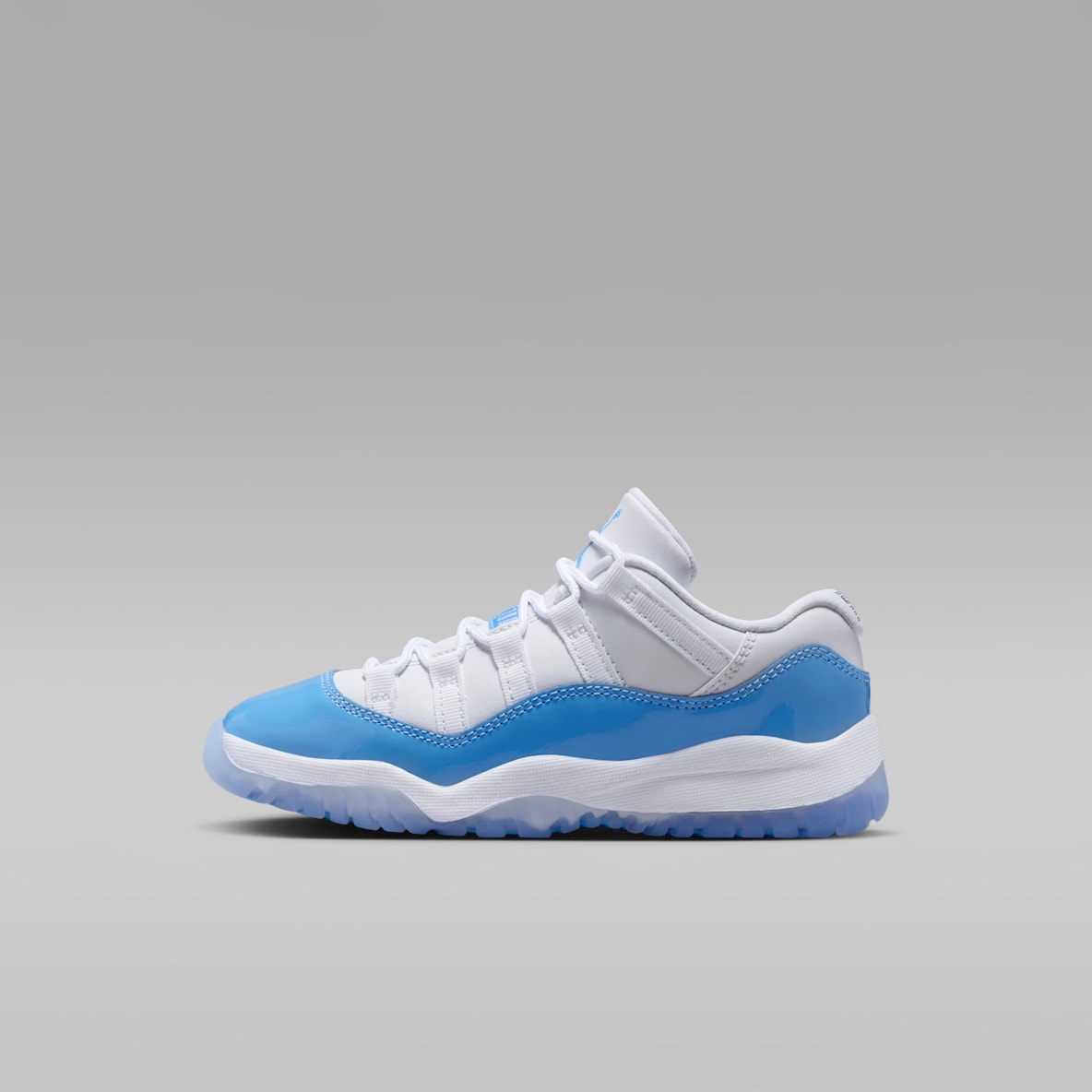 Jordan 11 Retro Low 'University Blue' Younger Kids' Shoes