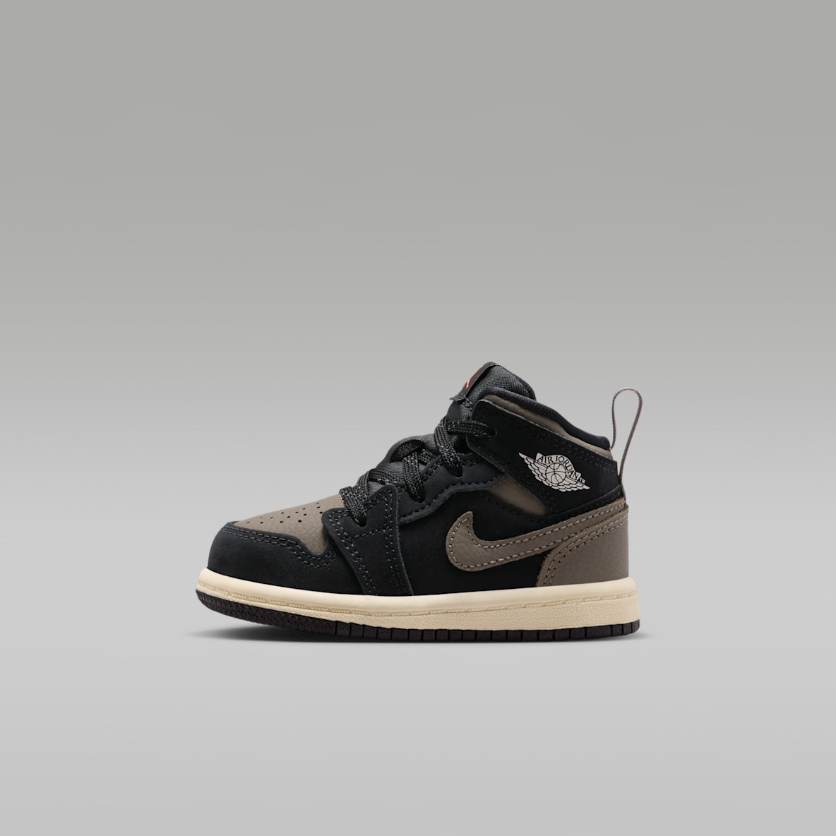 Jordan 1 Mid SE Tenis para bebé e infantil