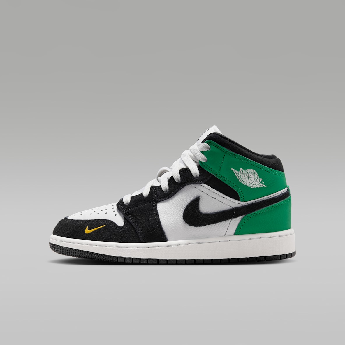 Air Jordan 1 Mid SE Tenis para niños grandes