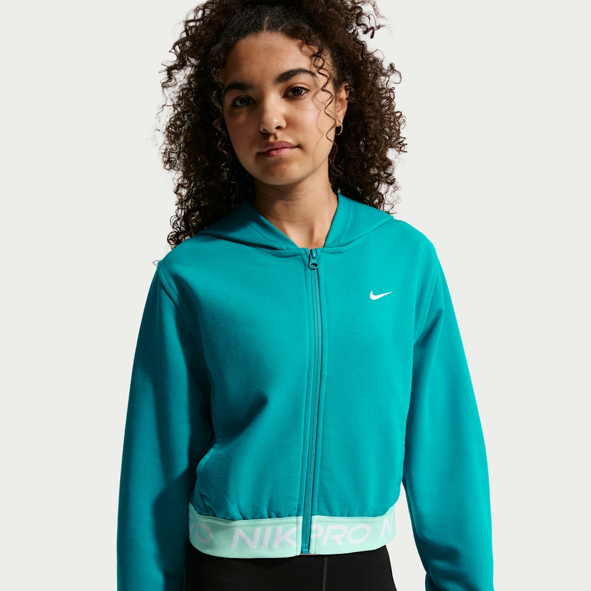 Nike Pro Fleece Older Kids' (Girls') Dri-FIT Full-Zip Hoodie