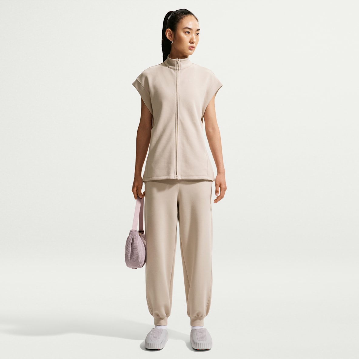 Nike 24.7 ImpossiblySoft ウィメンズ Dri-FIT ハイライズ ジョガーパンツ