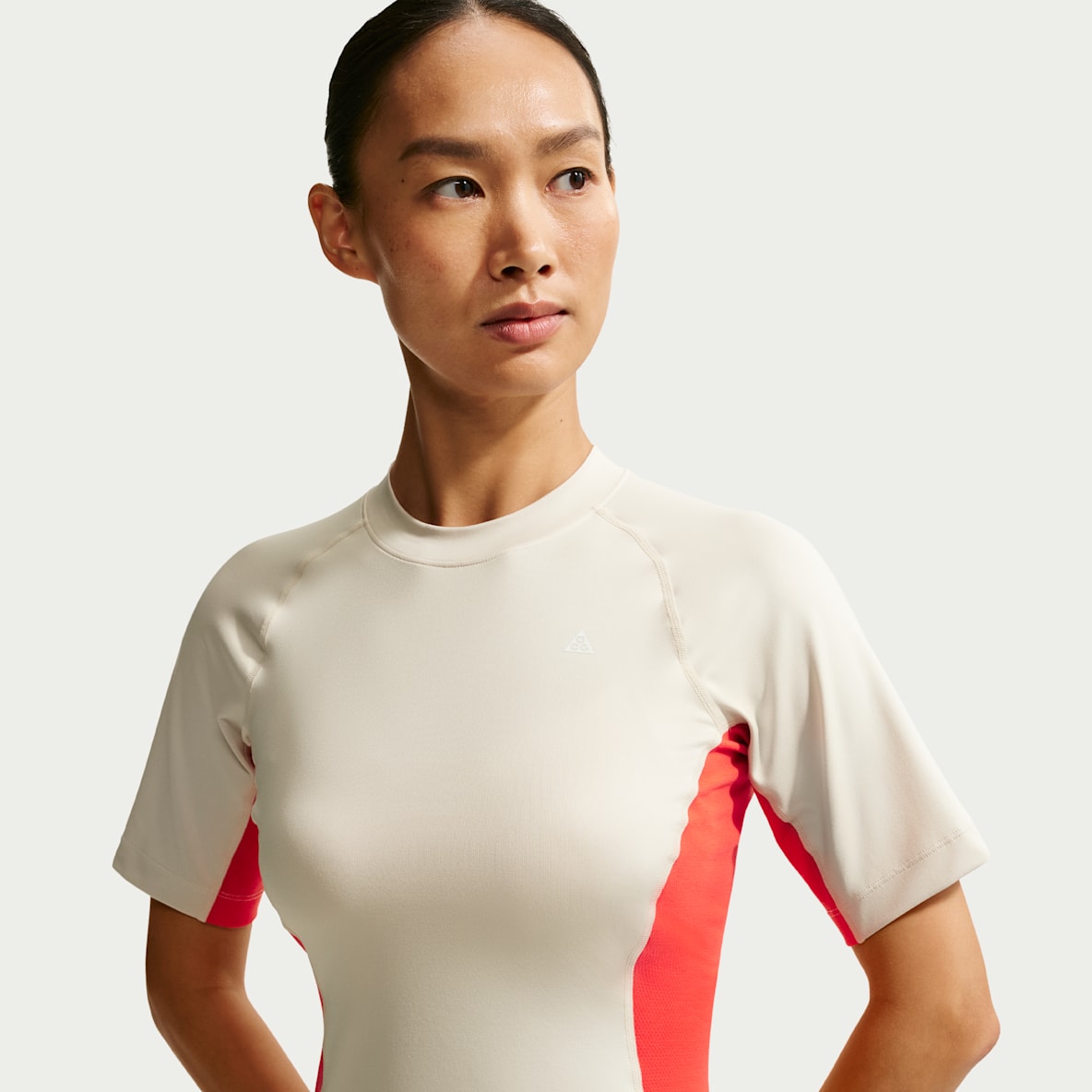 ACG Wildsee Women's Dri-FIT Short-Sleeve Base Layer Top