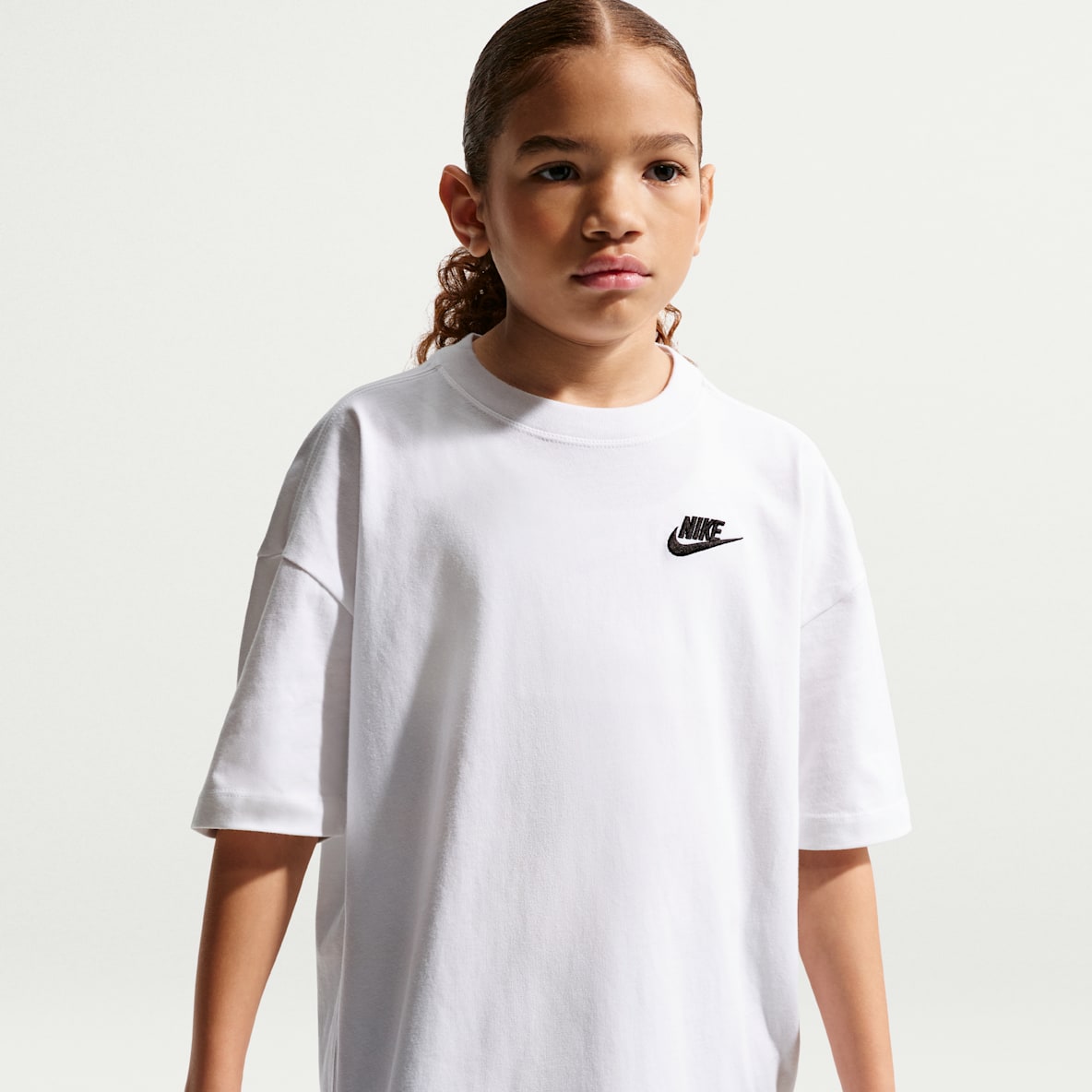 Nike Sportswear Older Kids' Oversized T-Shirt
