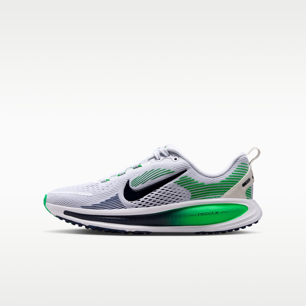 Nike Vomero 18 Older Kids' Road Running Shoes