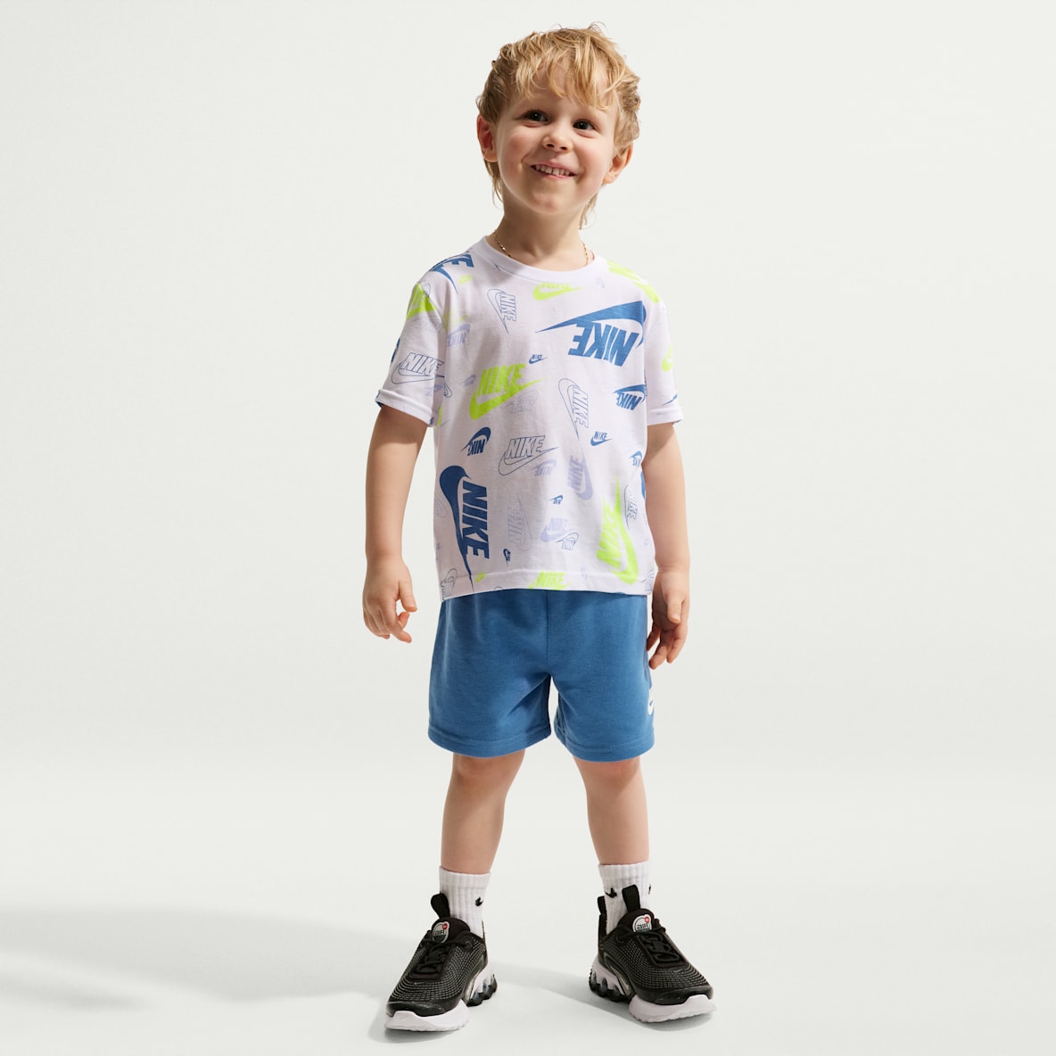 Nike Sportswear Baby (12-24M) Printed T-Shirt and Lightweight French Terry Shorts Set