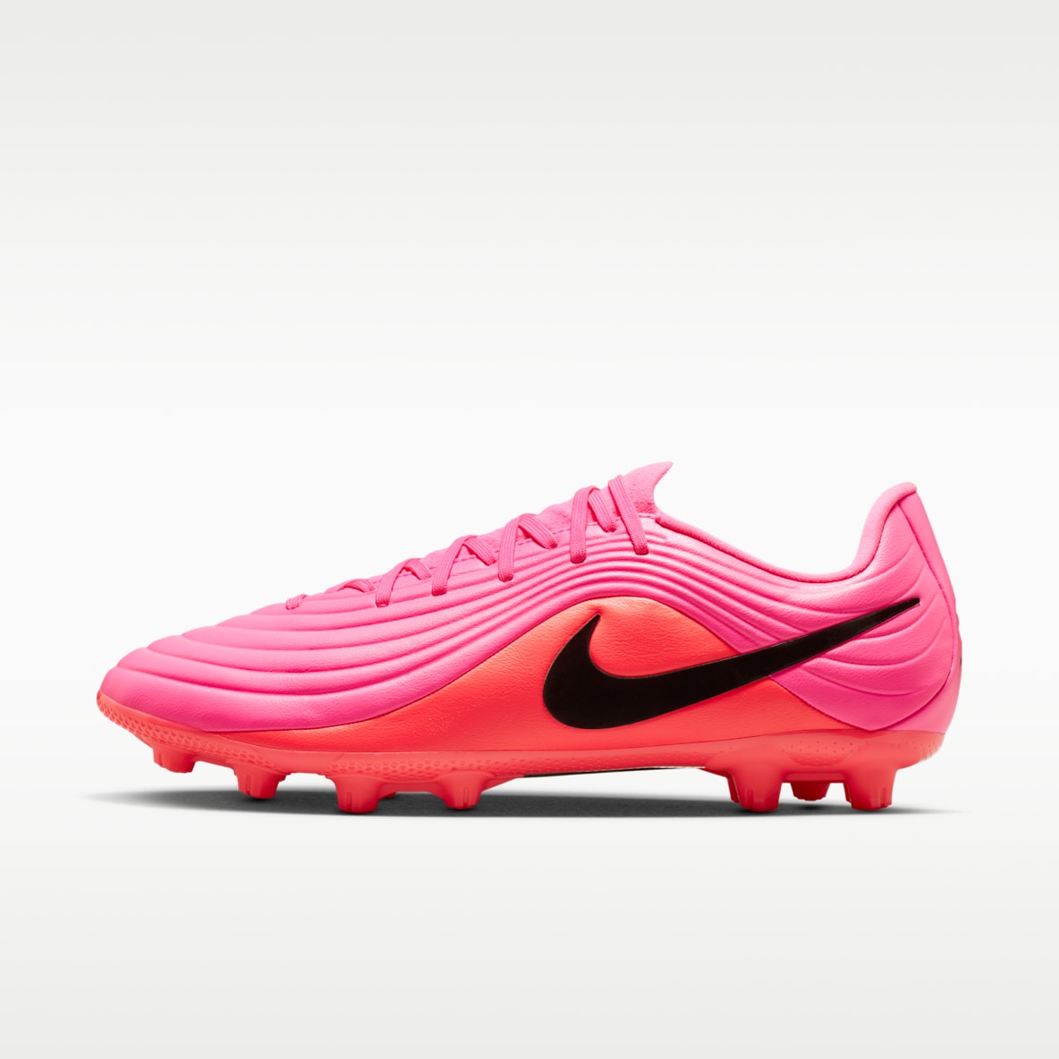 Nike Tiempo Maestro Academy Hard-Ground Low-Top Football Boot