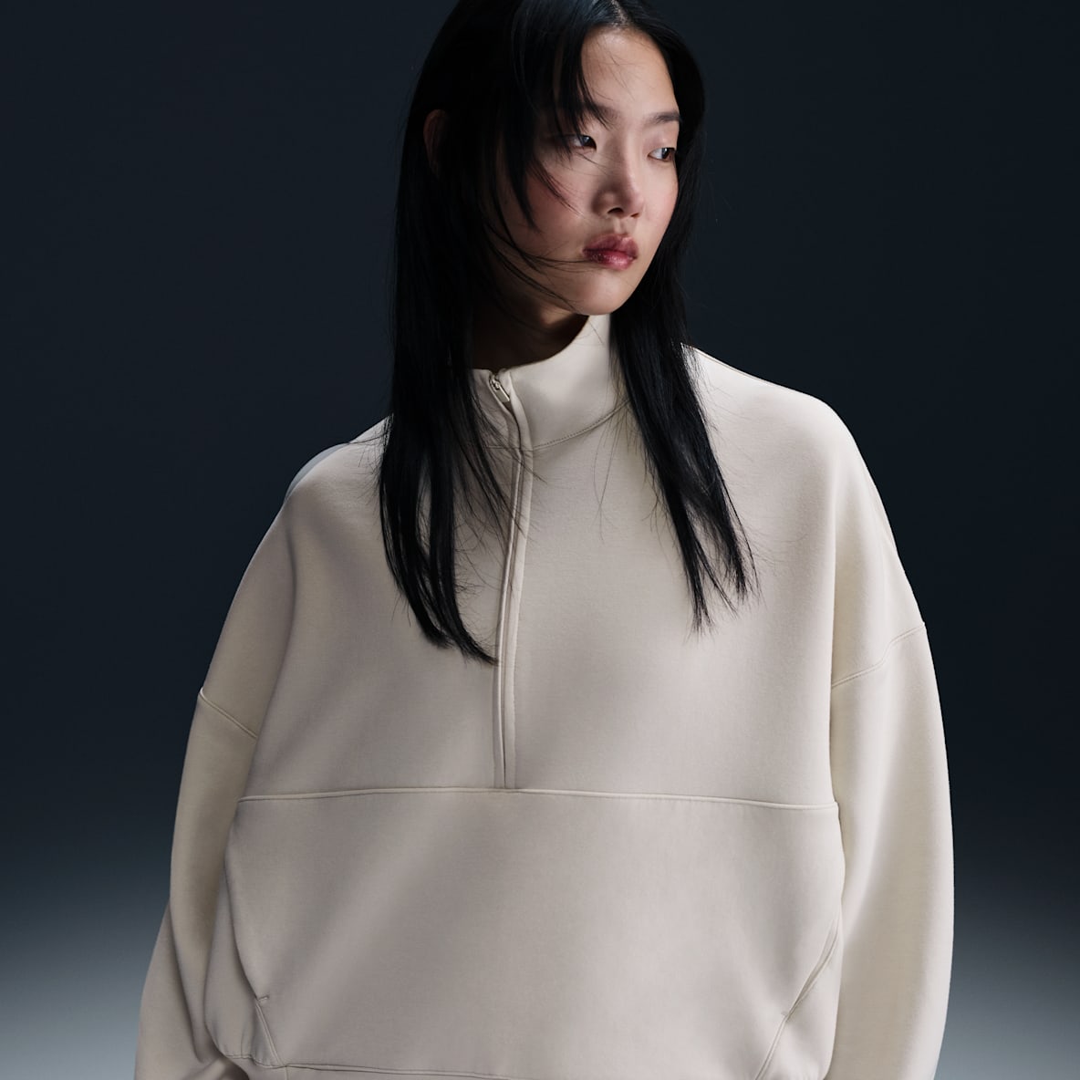 Nike 24.7 ImpossiblySoft Haut oversize à demi-zip Dri-FIT pour femme