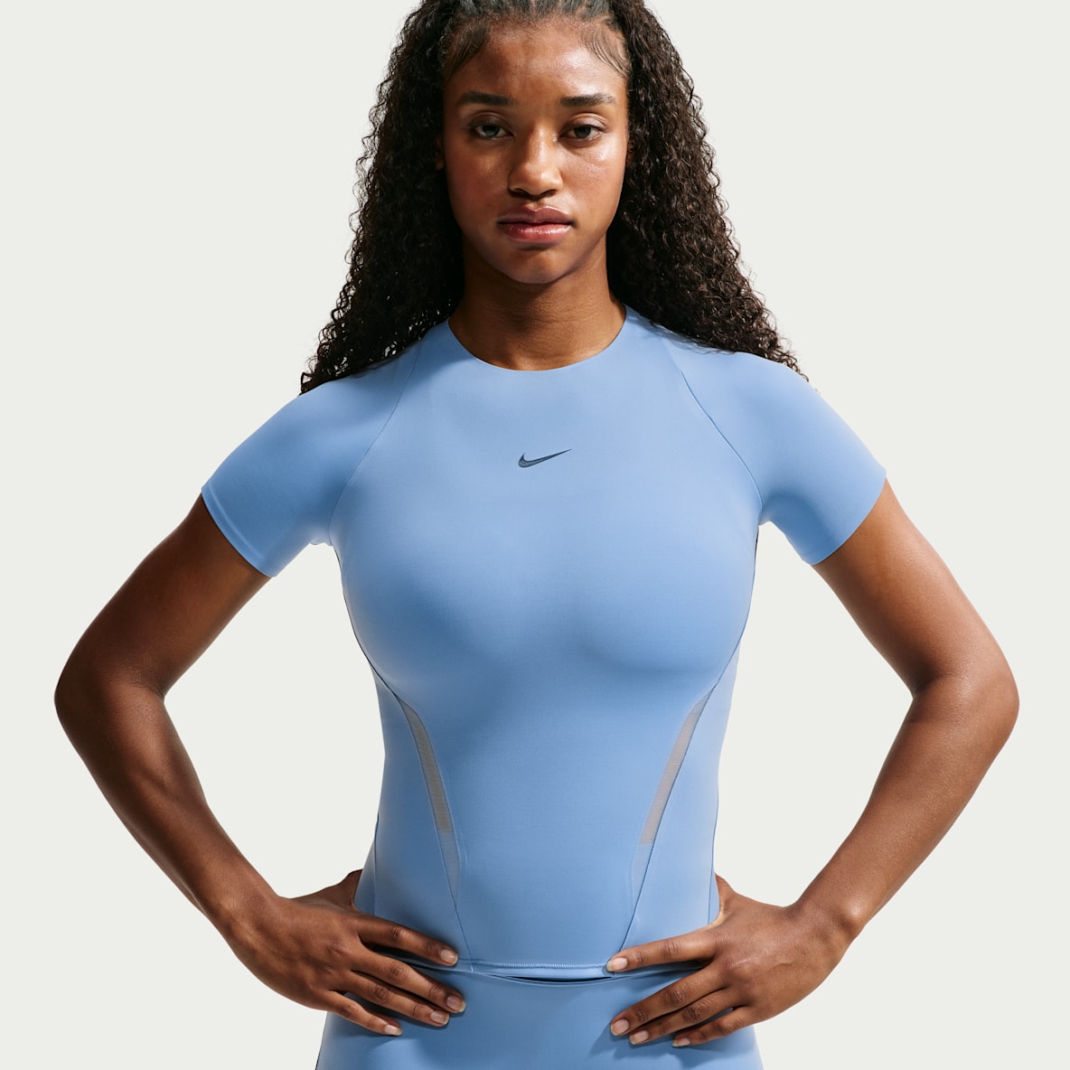 Nike Universa Women's Mesh Short-Sleeve Top