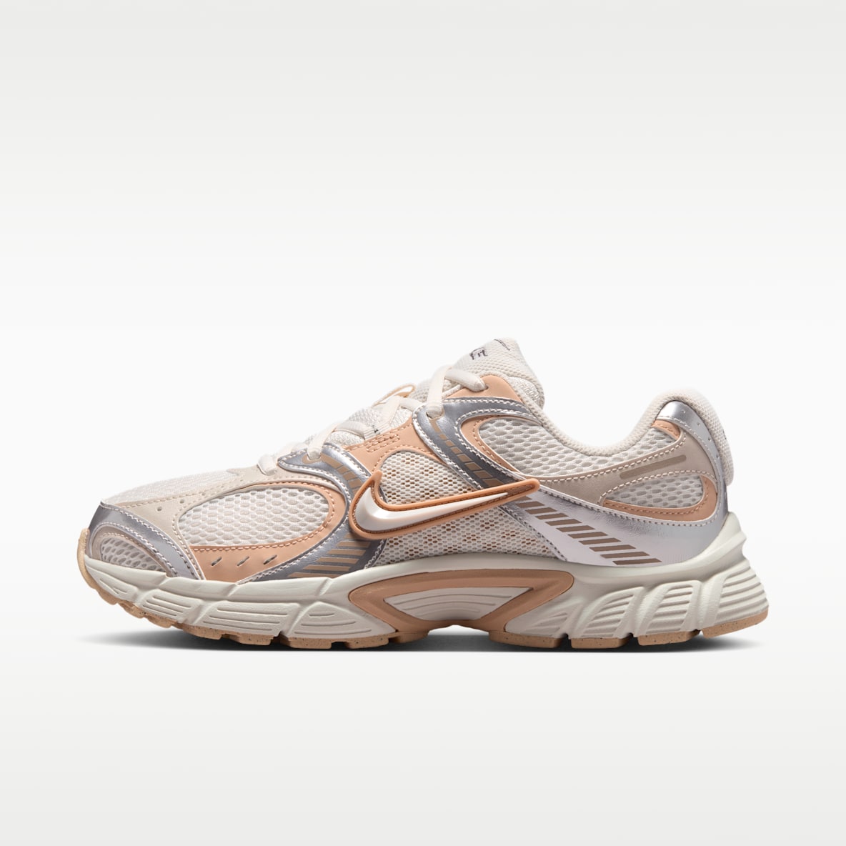Nike V5 RNR Women's shoes with reflective design accents
