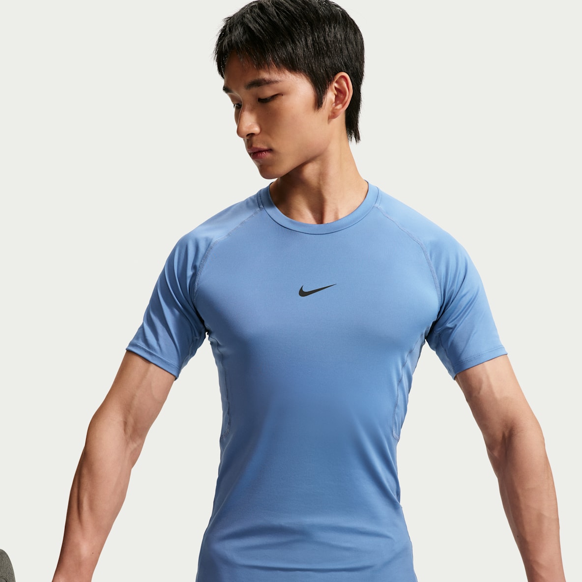Nike Pro Men's Dri-FIT Tight Short-Sleeve Fitness Top