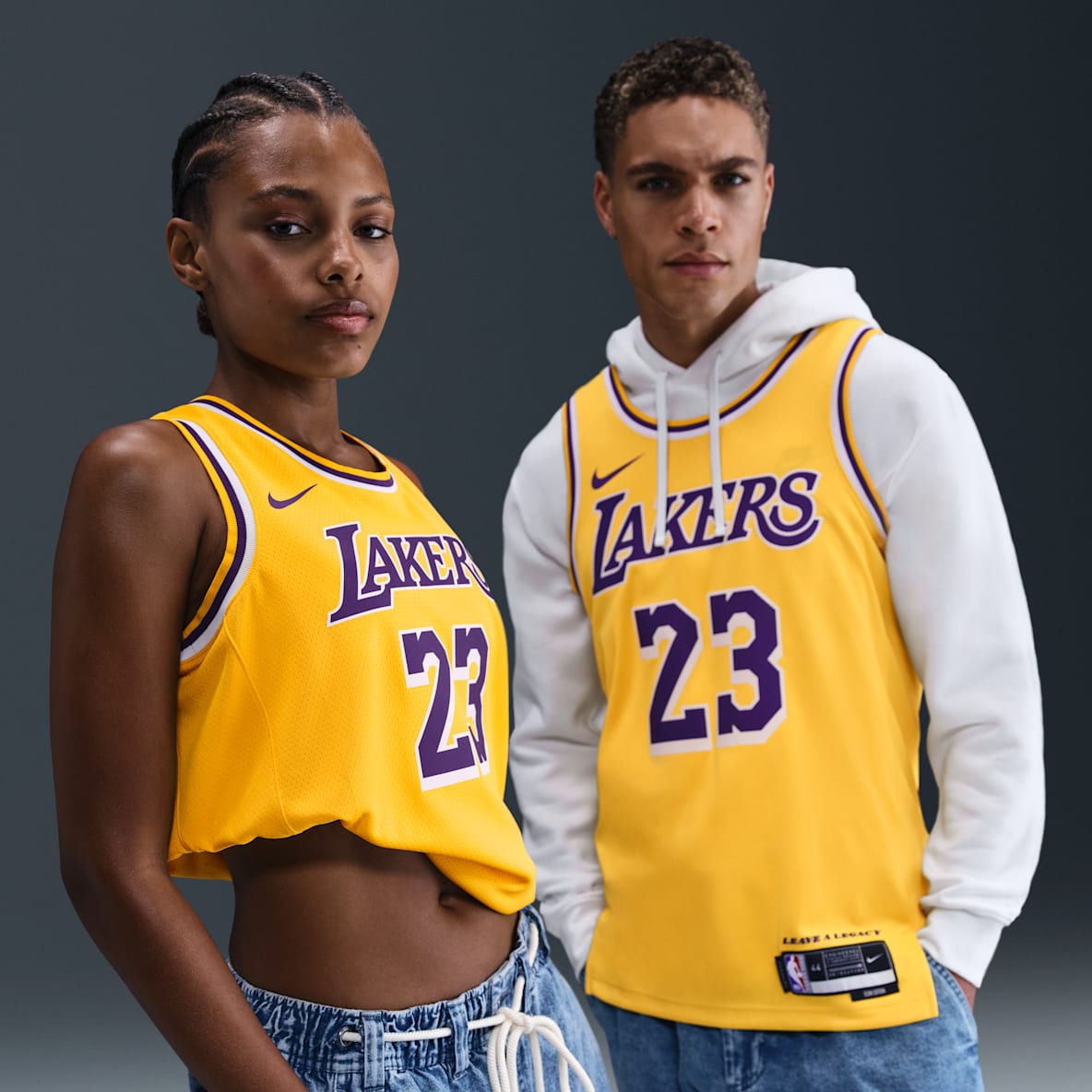 LeBron James Los Angeles Lakers Icon Edition 2022/23 Jersey Nike Dri-Fit de la NBA Swingman