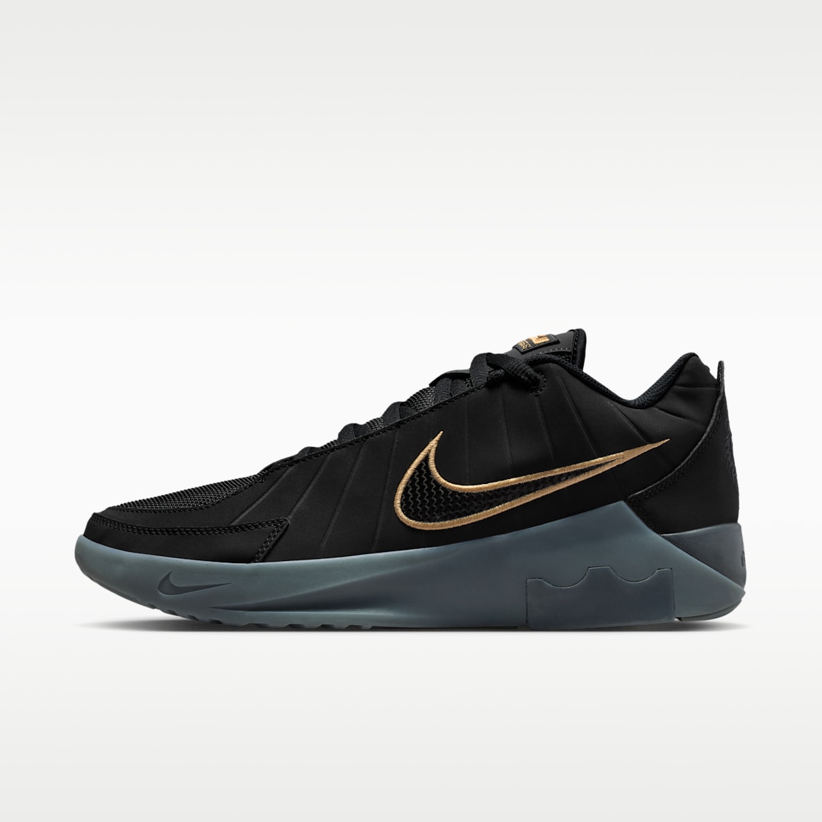 LeBron Witness 9 Basketball Shoes