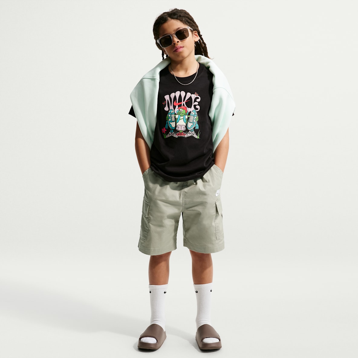 Nike Sportswear Club Older Kids' Woven Cargo Shorts