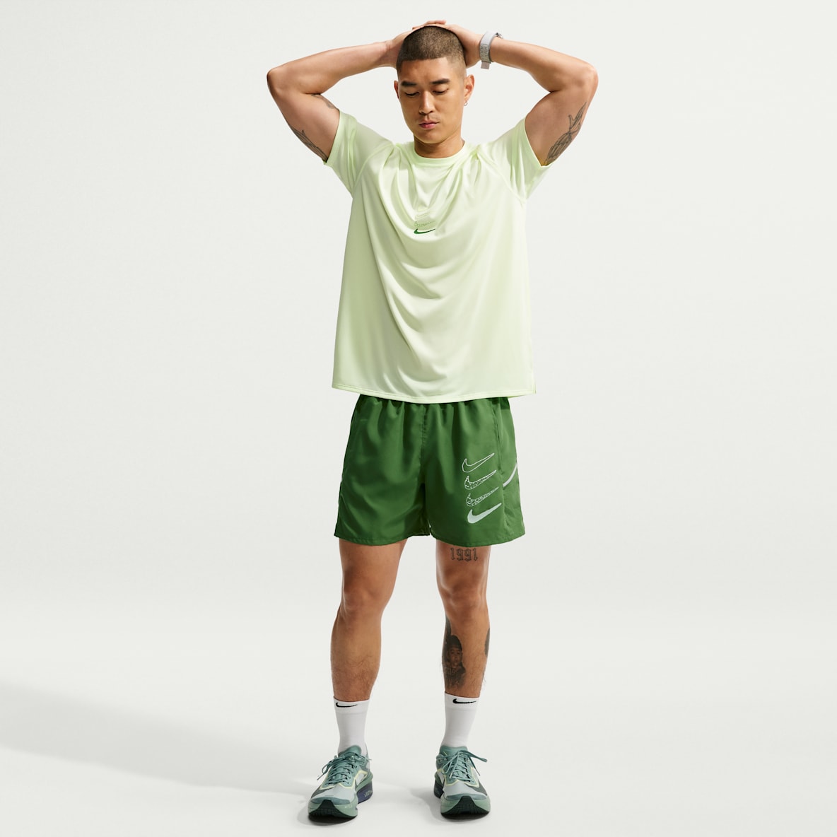Nike Miler Shorts de correr Dri-FIT con forro de ropa interior de 13 cm para hombre