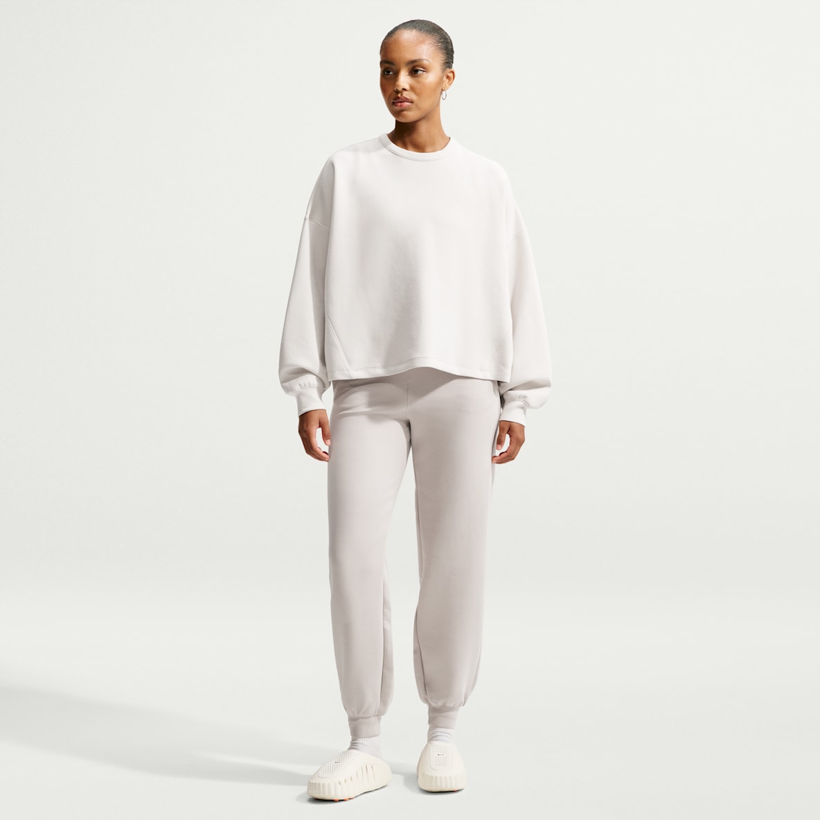 Nike 24.7 ImpossiblySoft Pantalon de survêtement taille haute Dri-FIT pour femme