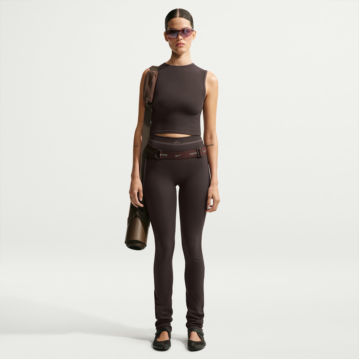 NikeSKIMS Ribbed Seamless Women's 34" Straight Leggings