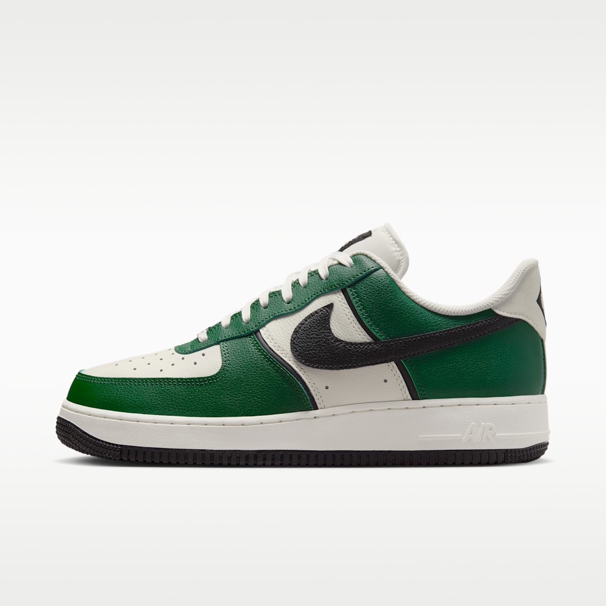 Nike Air Force 1 '07 LV8  Men's Shoes