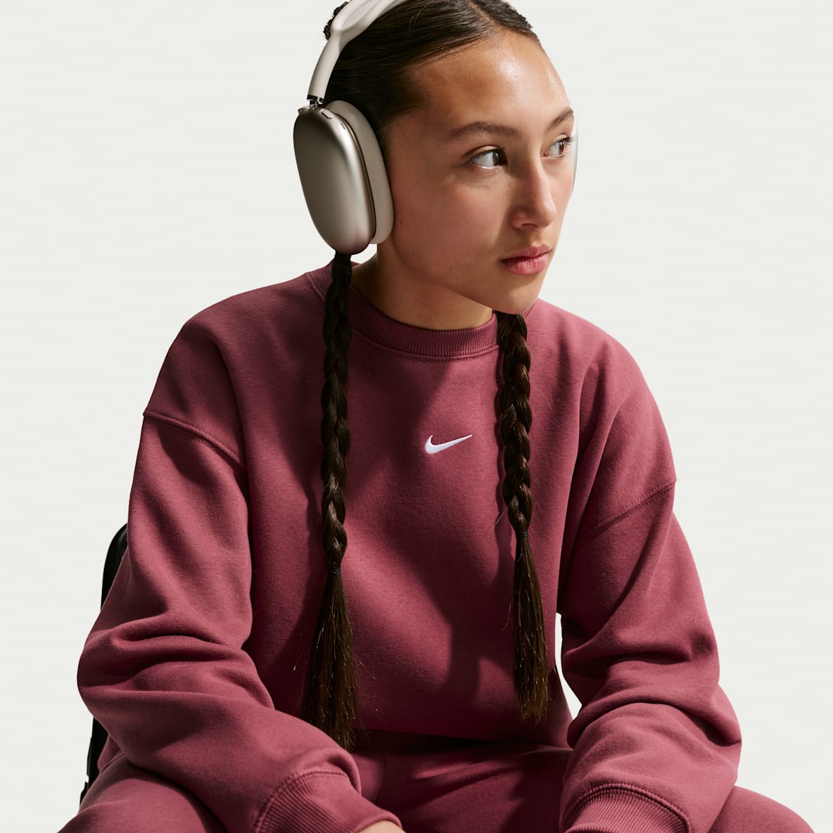 Nike Sportswear Studio Big Kids' (Girls') Oversized Crew-Neck Sweatshirt
