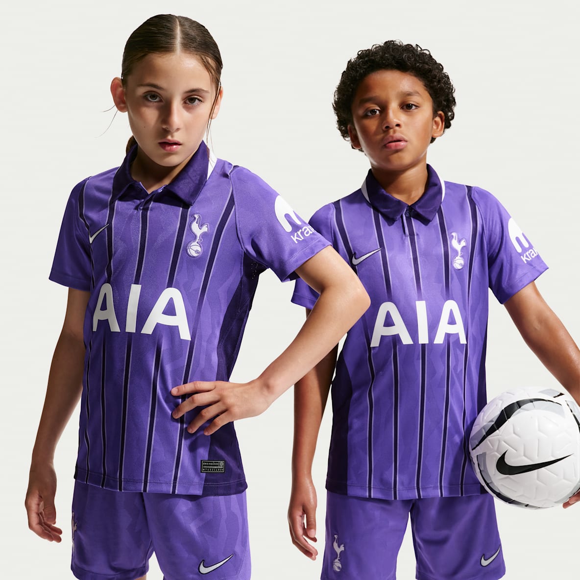 Tottenham Hotspur 2026/27 Stadium Third Older Kids' Nike Dri-FIT Football Replica Shirt